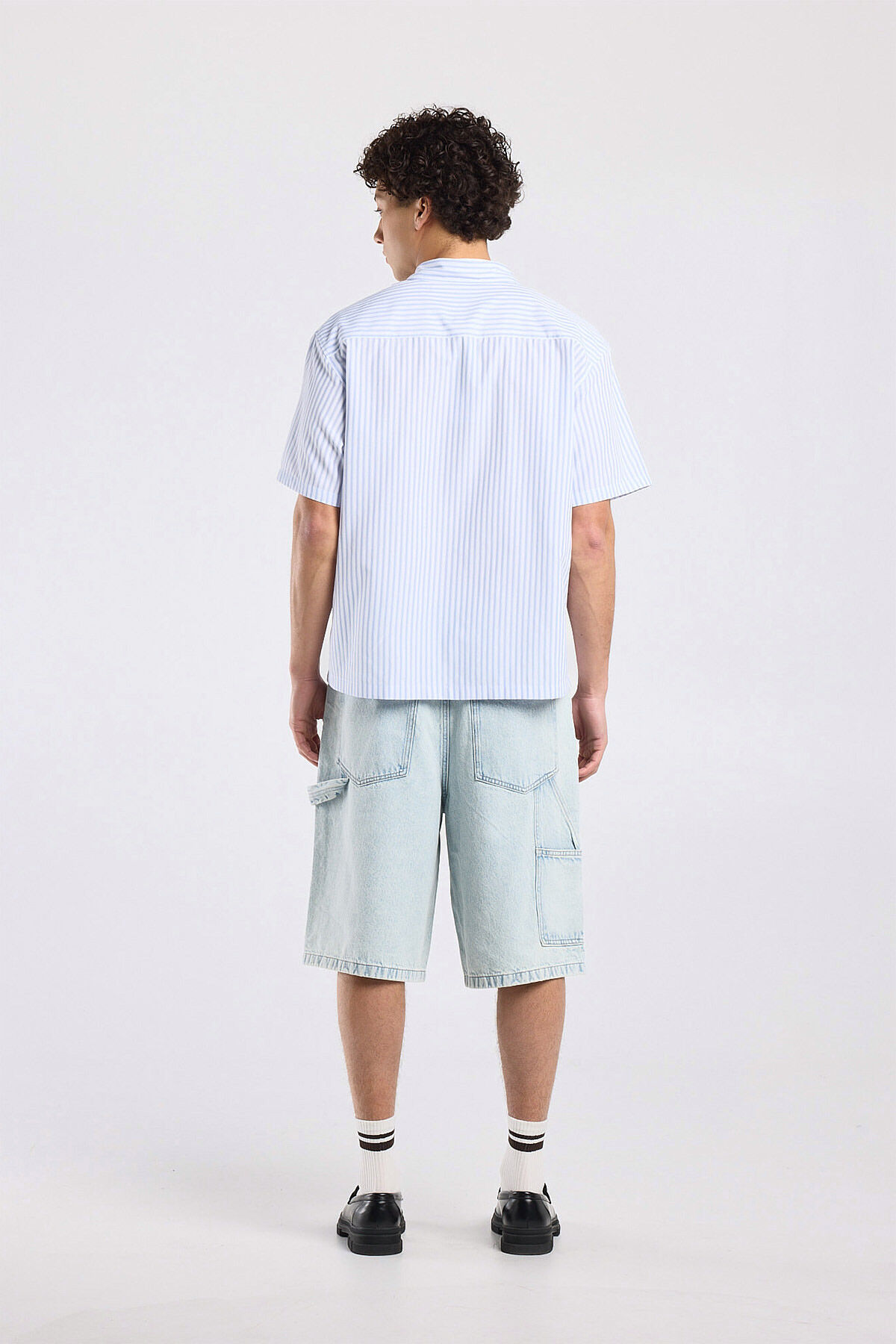 Nilan image number 2