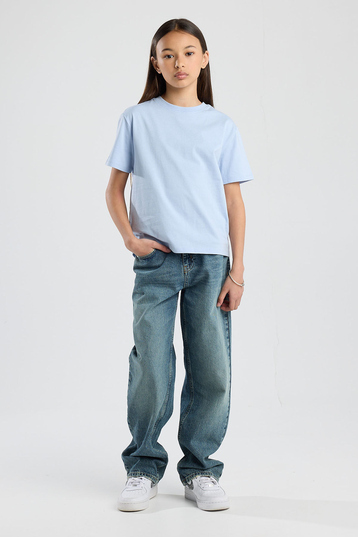 Esther JR image number 1