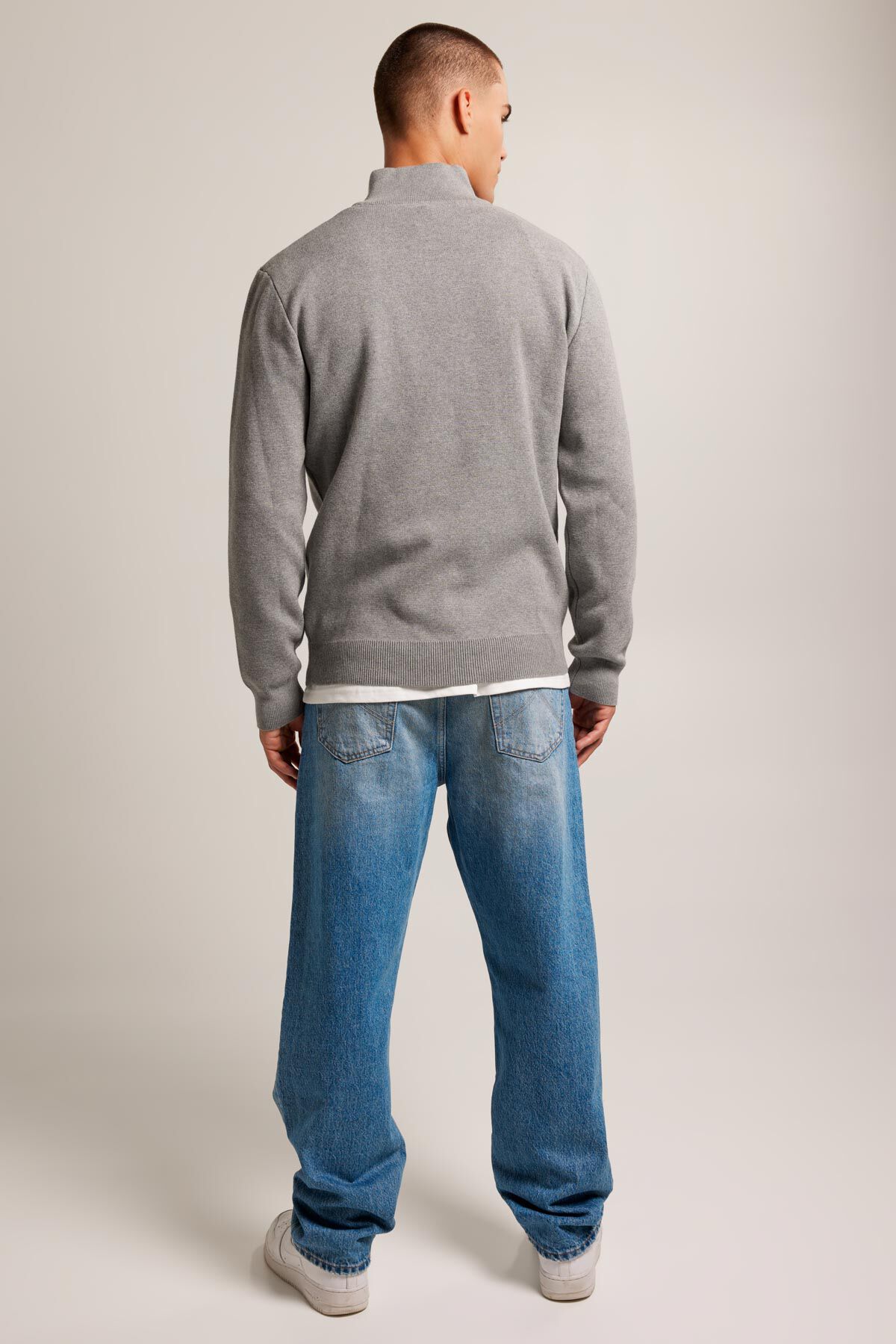 Trui Konrad image number 2