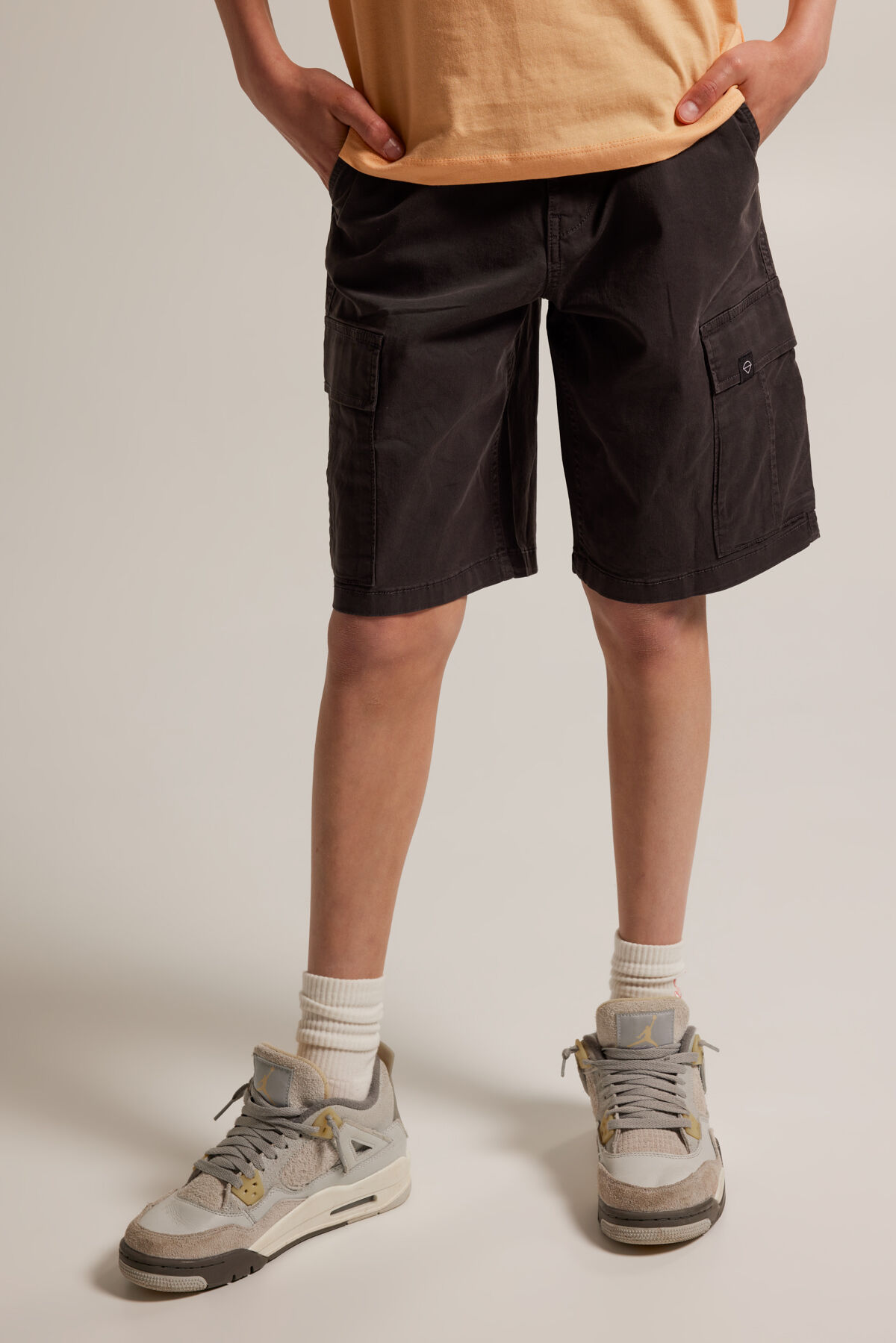 Short Neo JR image number 1