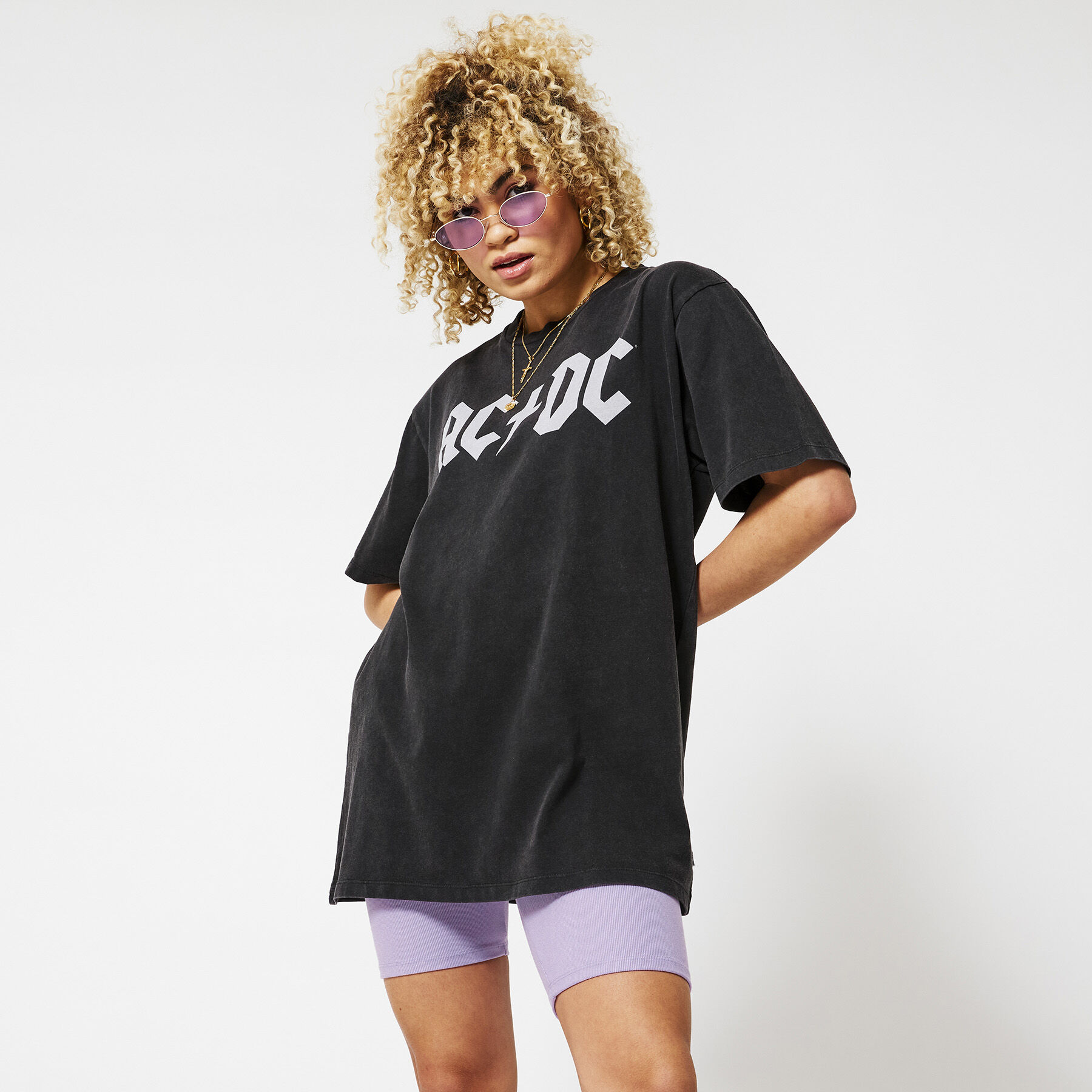 Women T-shirt ACDC print Washed black 