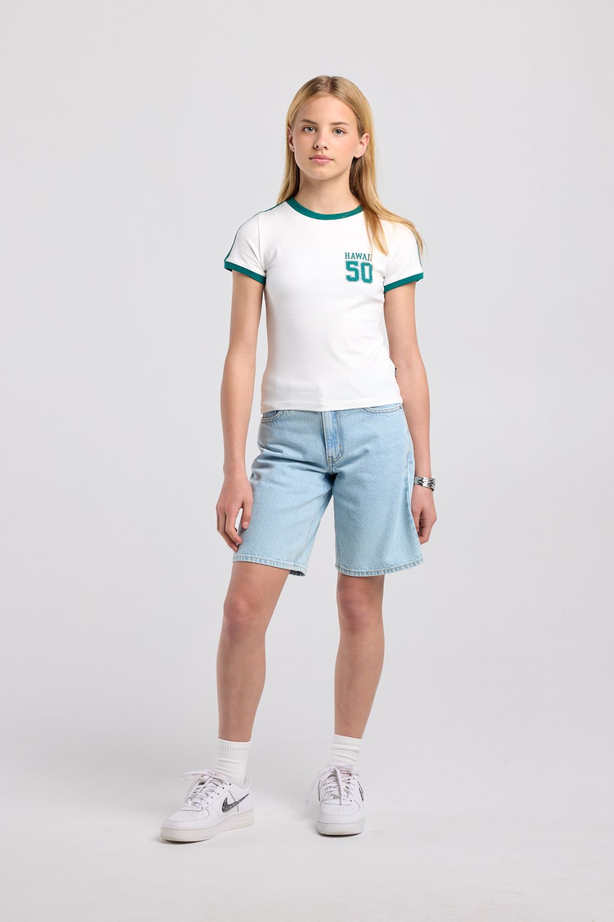 Elieke Jr image number 1