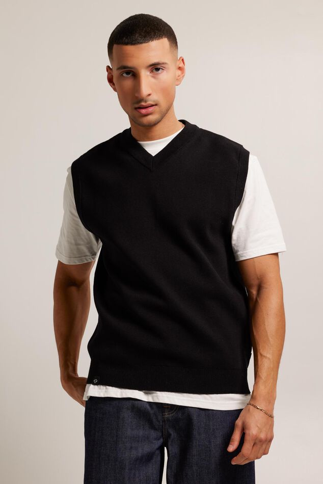 Pull Kurt image number 0