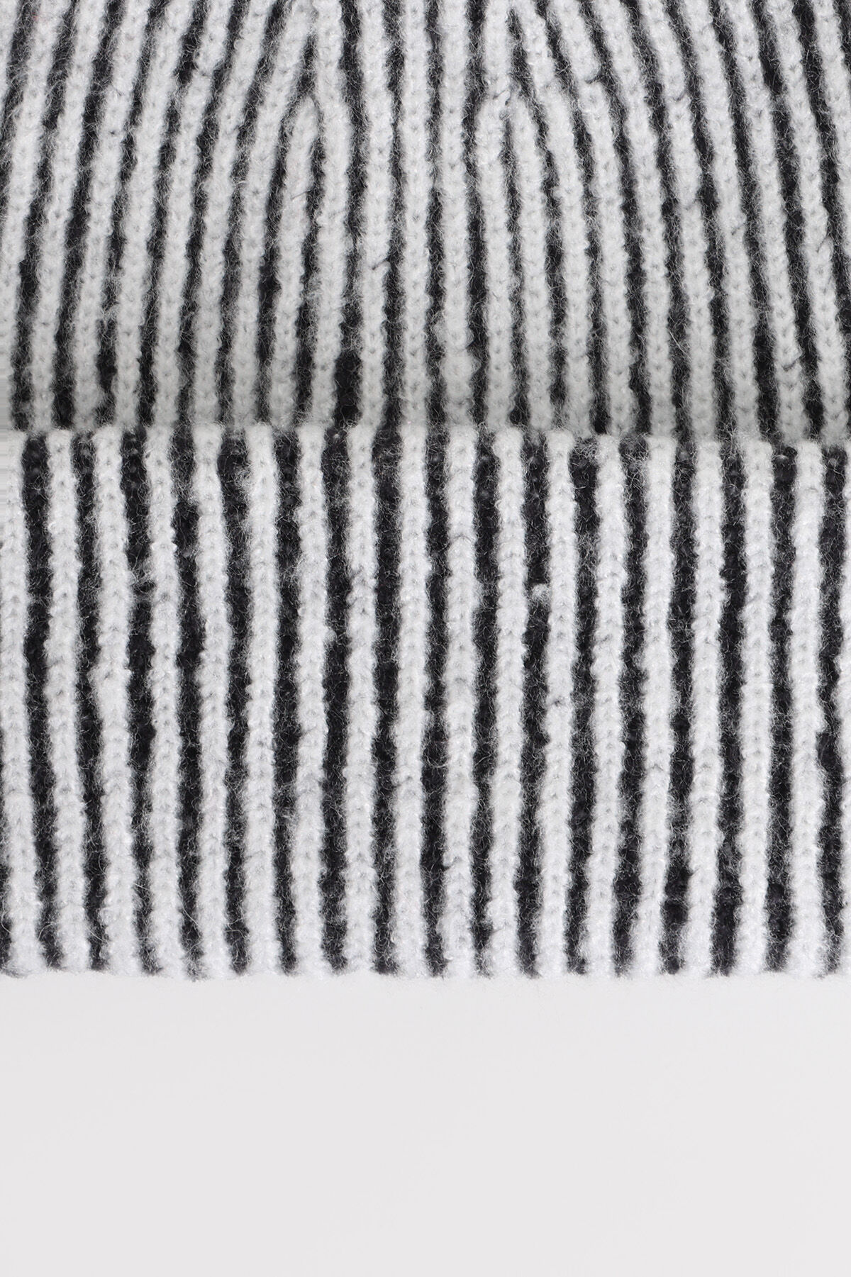 Cap Aisha JR image number 3