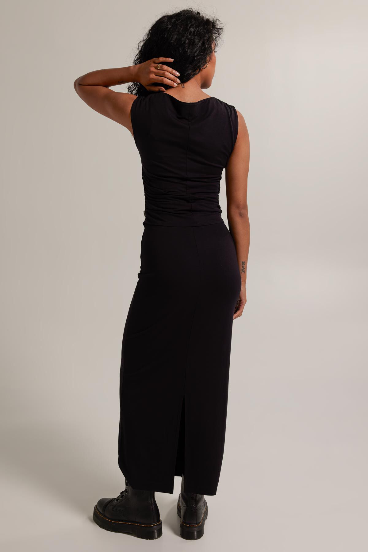 top Eleanor image number 2