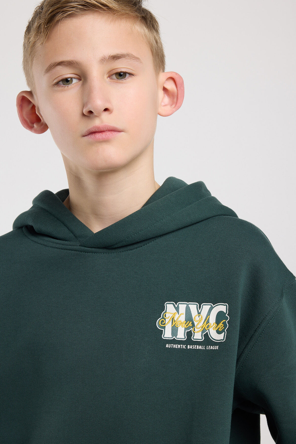 Seb hood jr image number 3