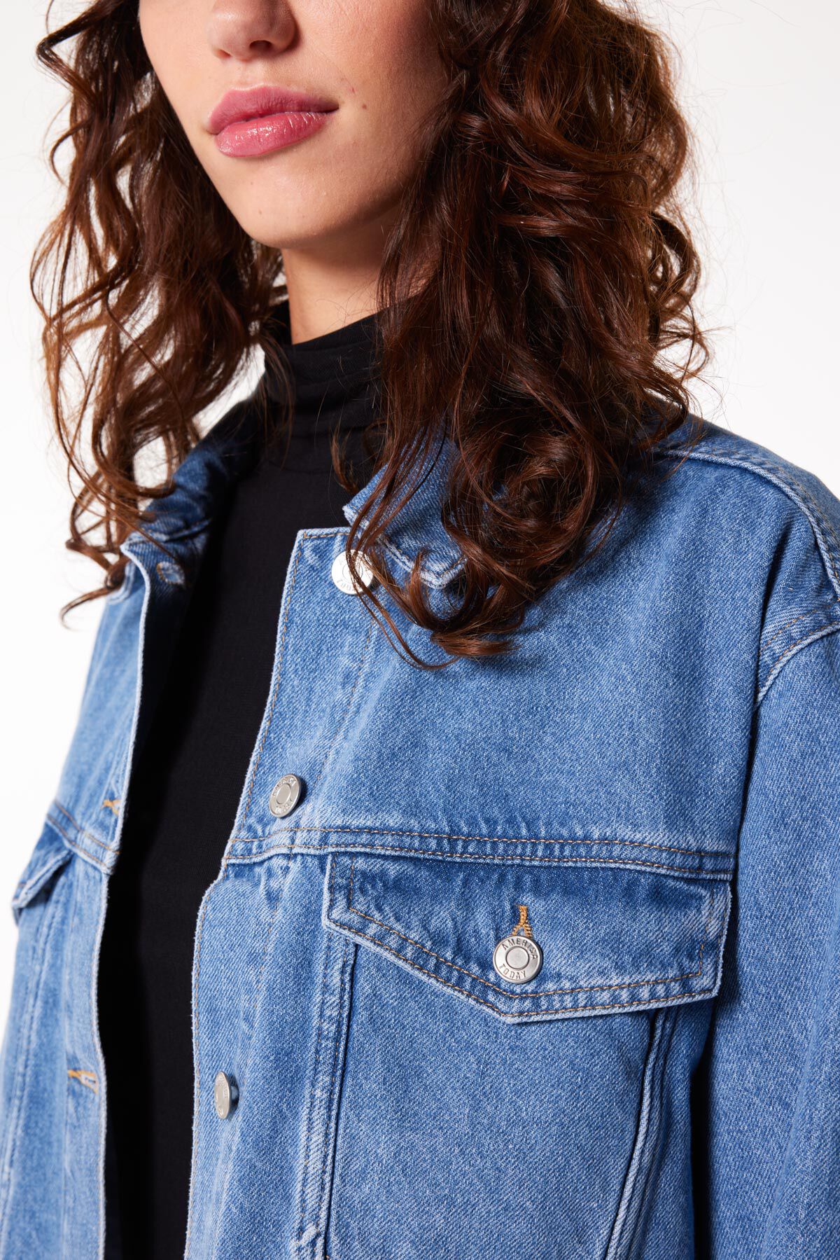 Denim jacket Hera image number 3