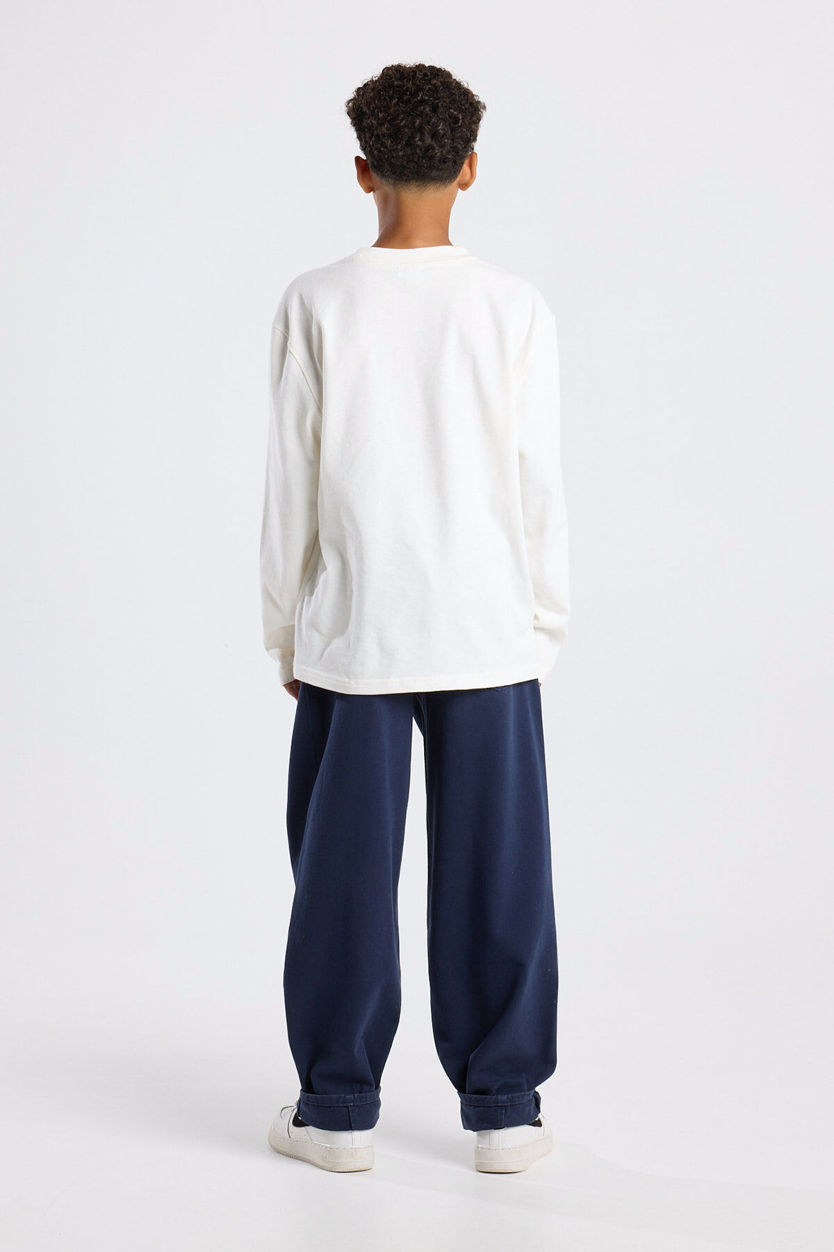 Darryl JR image number 2