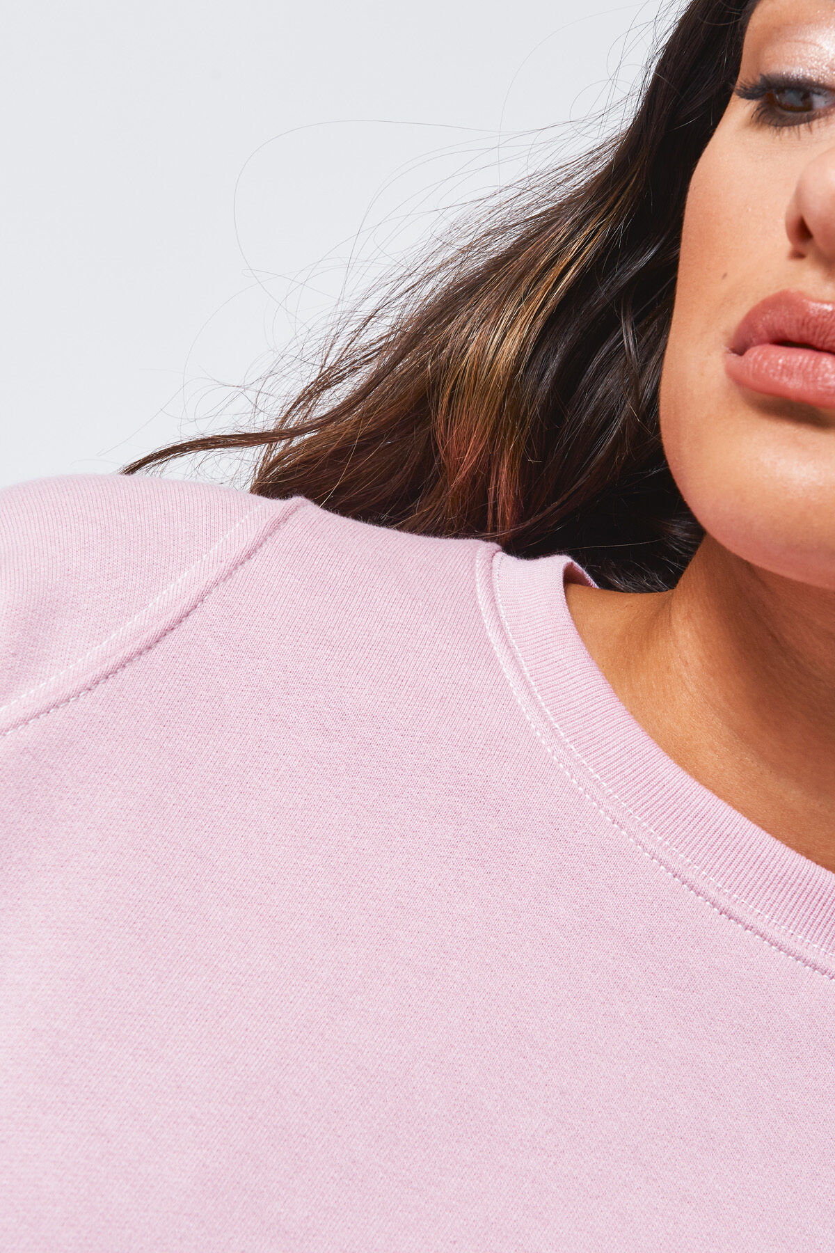 Sweater Sill image number 3