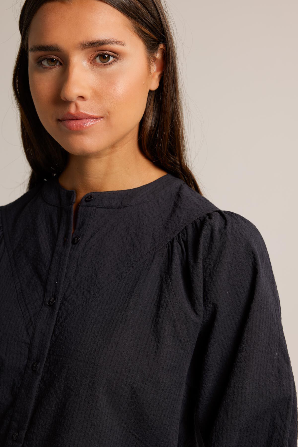 Blouse collar Britta image number 3