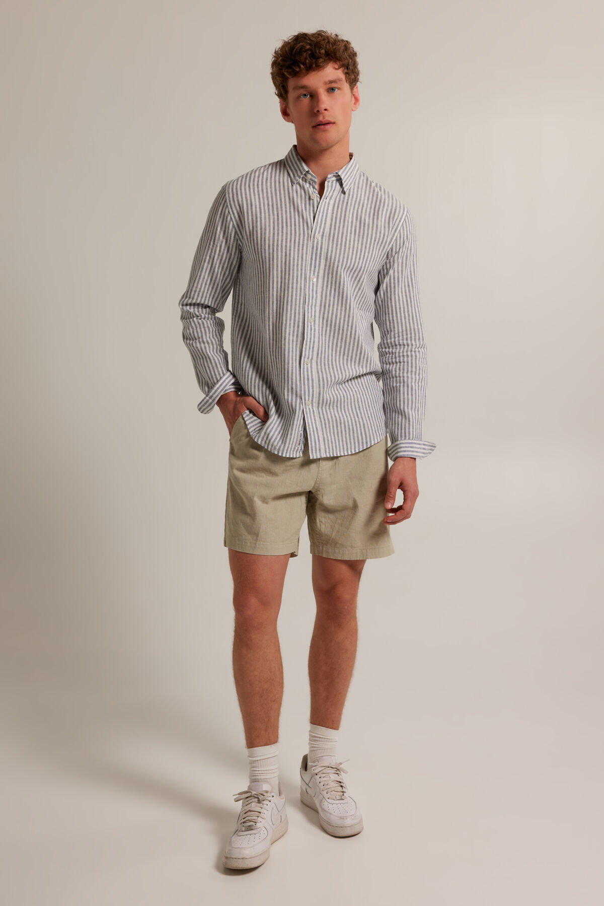 Short Norman image number 1