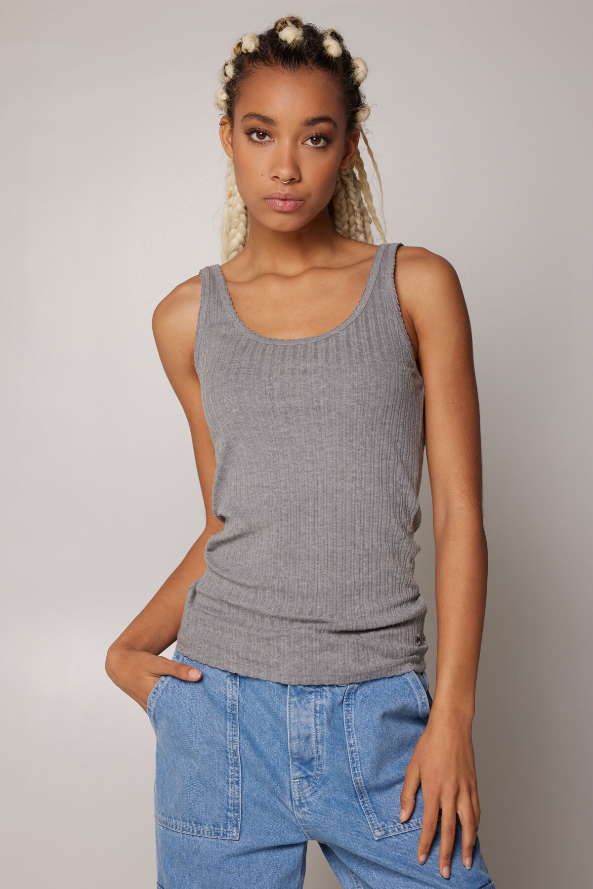 Singlet Gaby image number 0