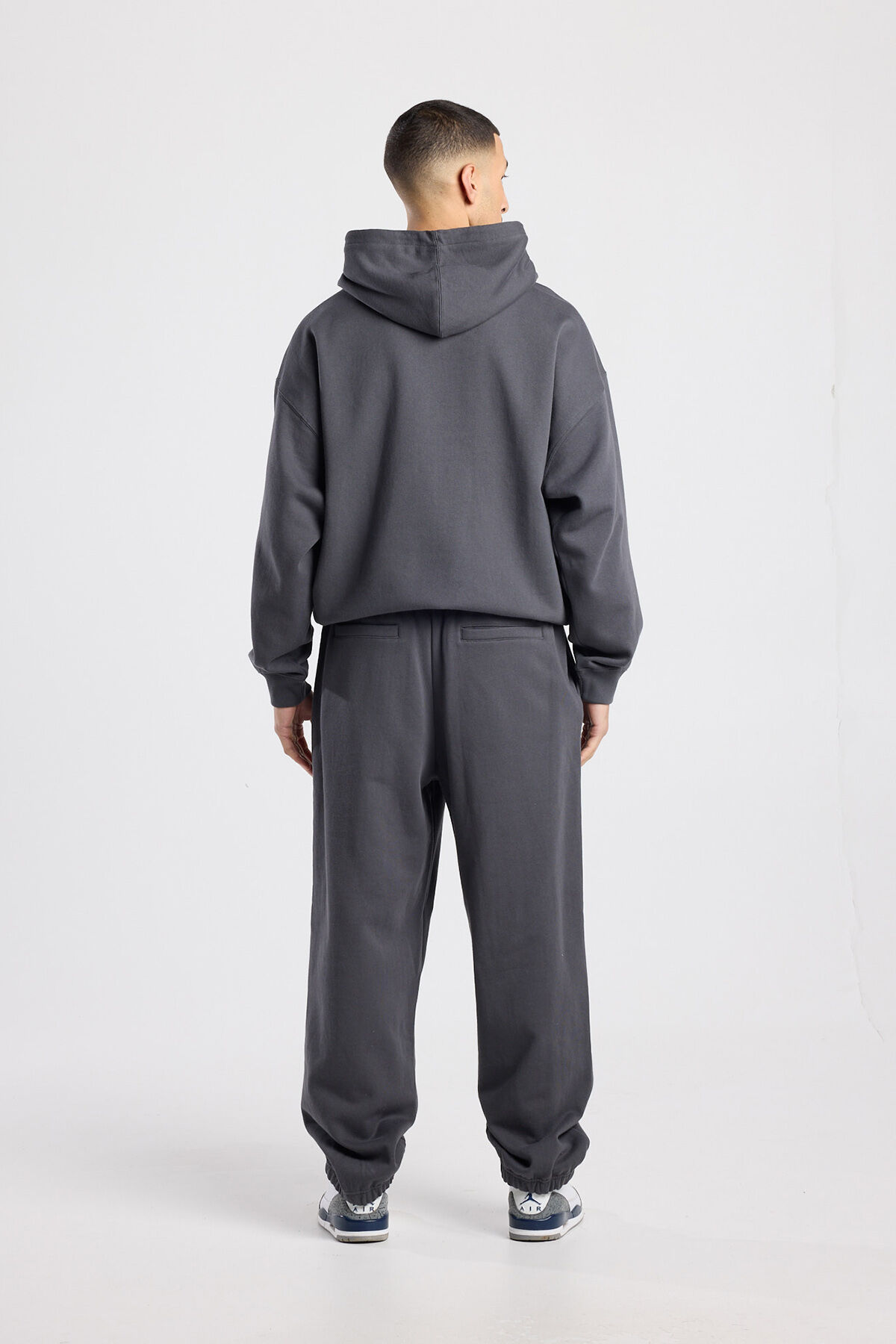 Colin image number 2