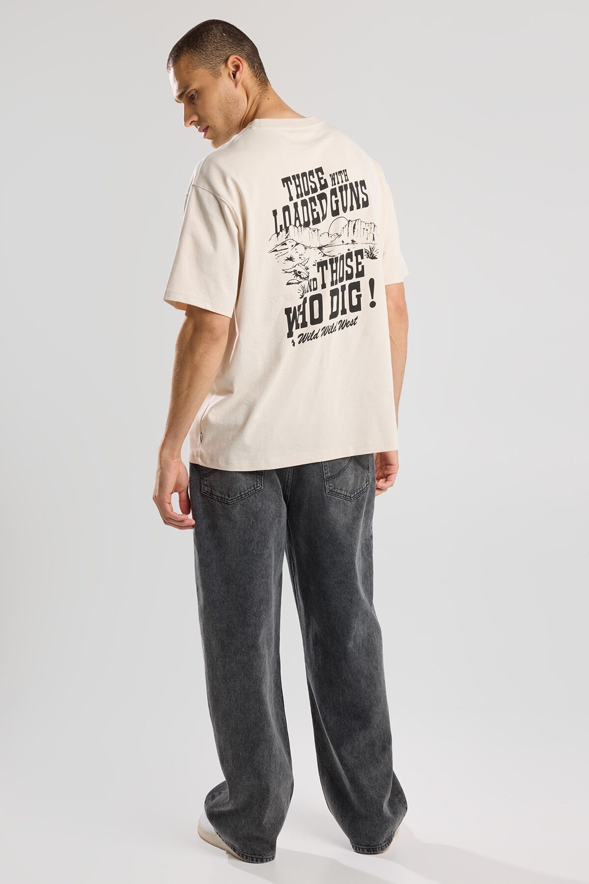 T-shirt Esteban image number 2