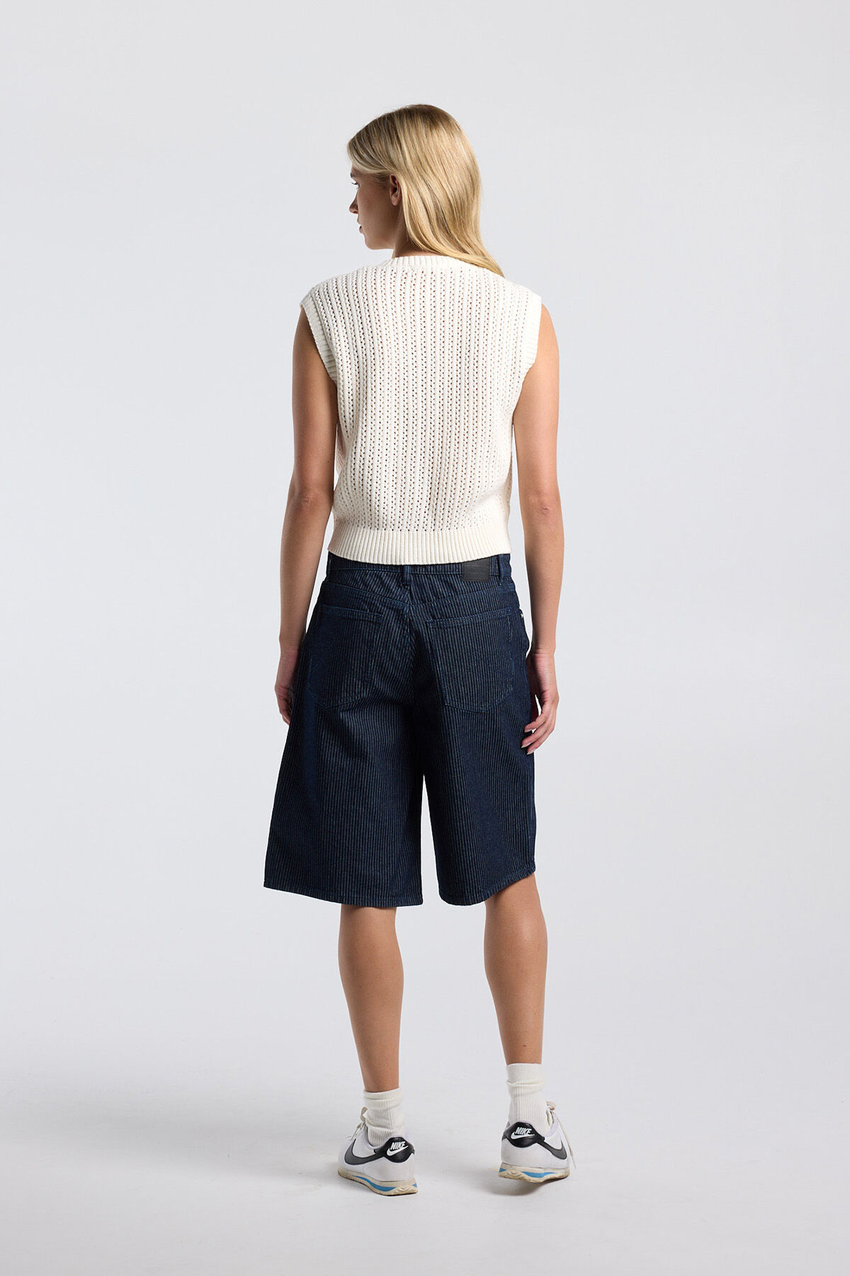 Georgina image number 2