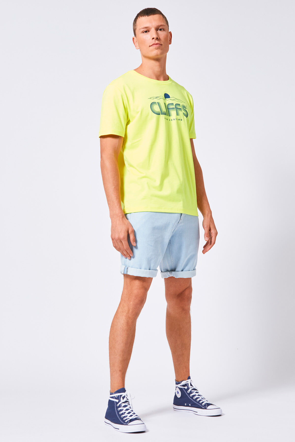 Eon Cliffs image number 0