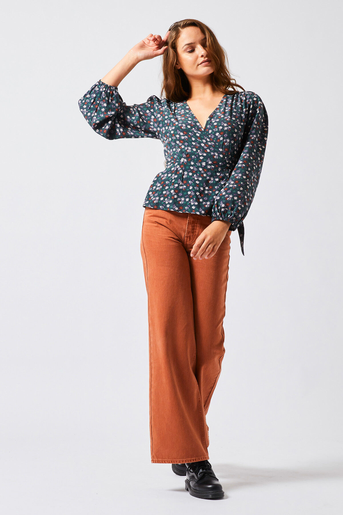 Blouse collar Billy image number 1