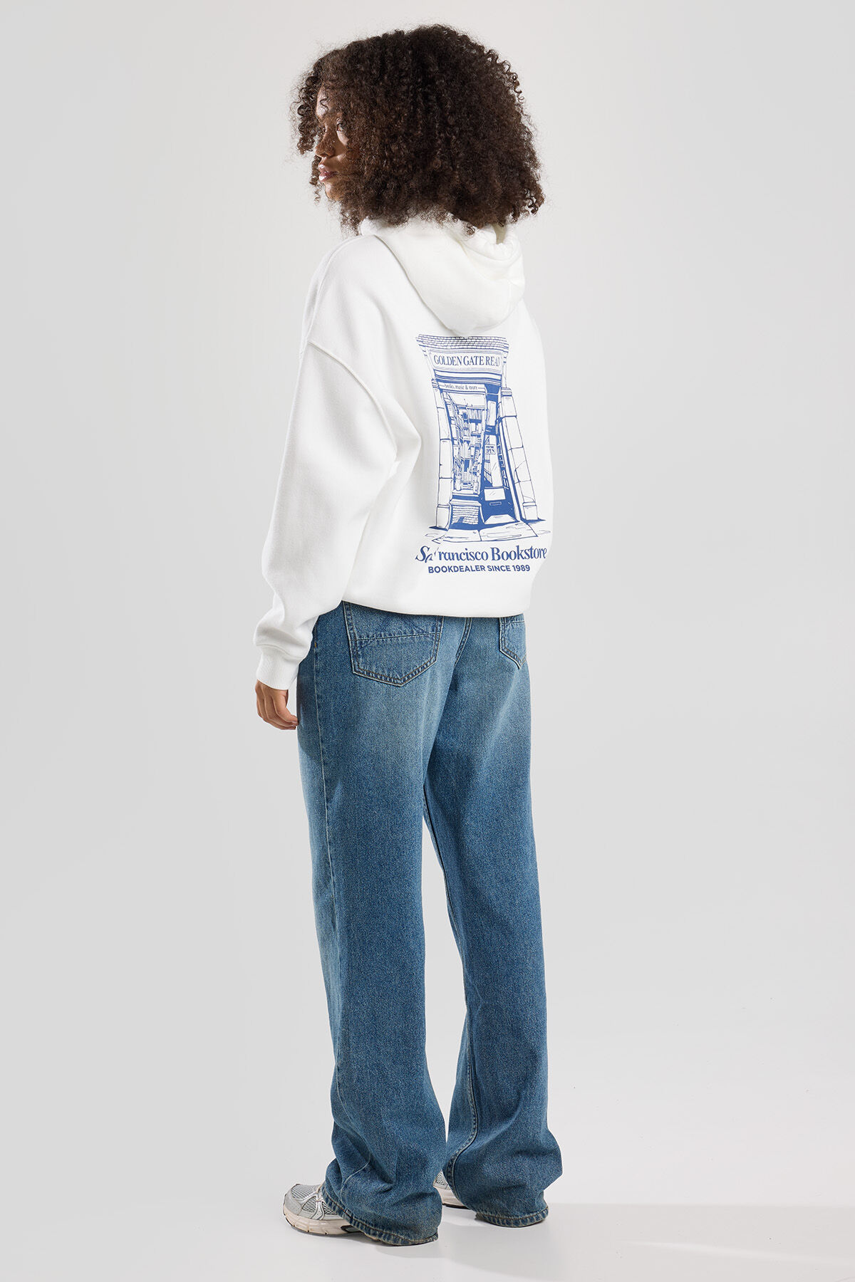 Hoodie Sabrina hood image number 2