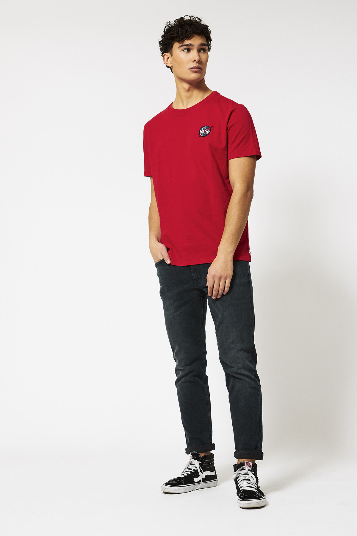 Exo badge image number 1