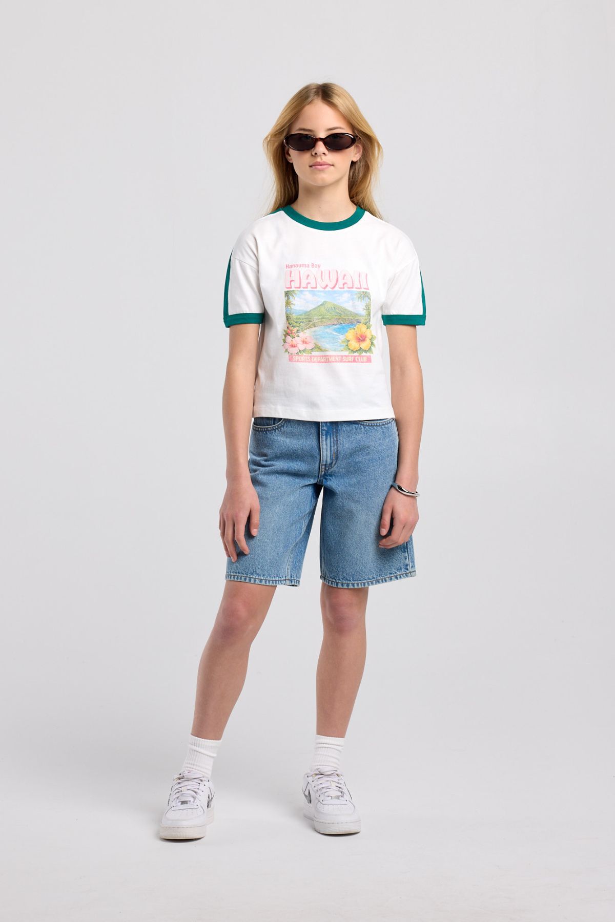 Elina Jr image number 1