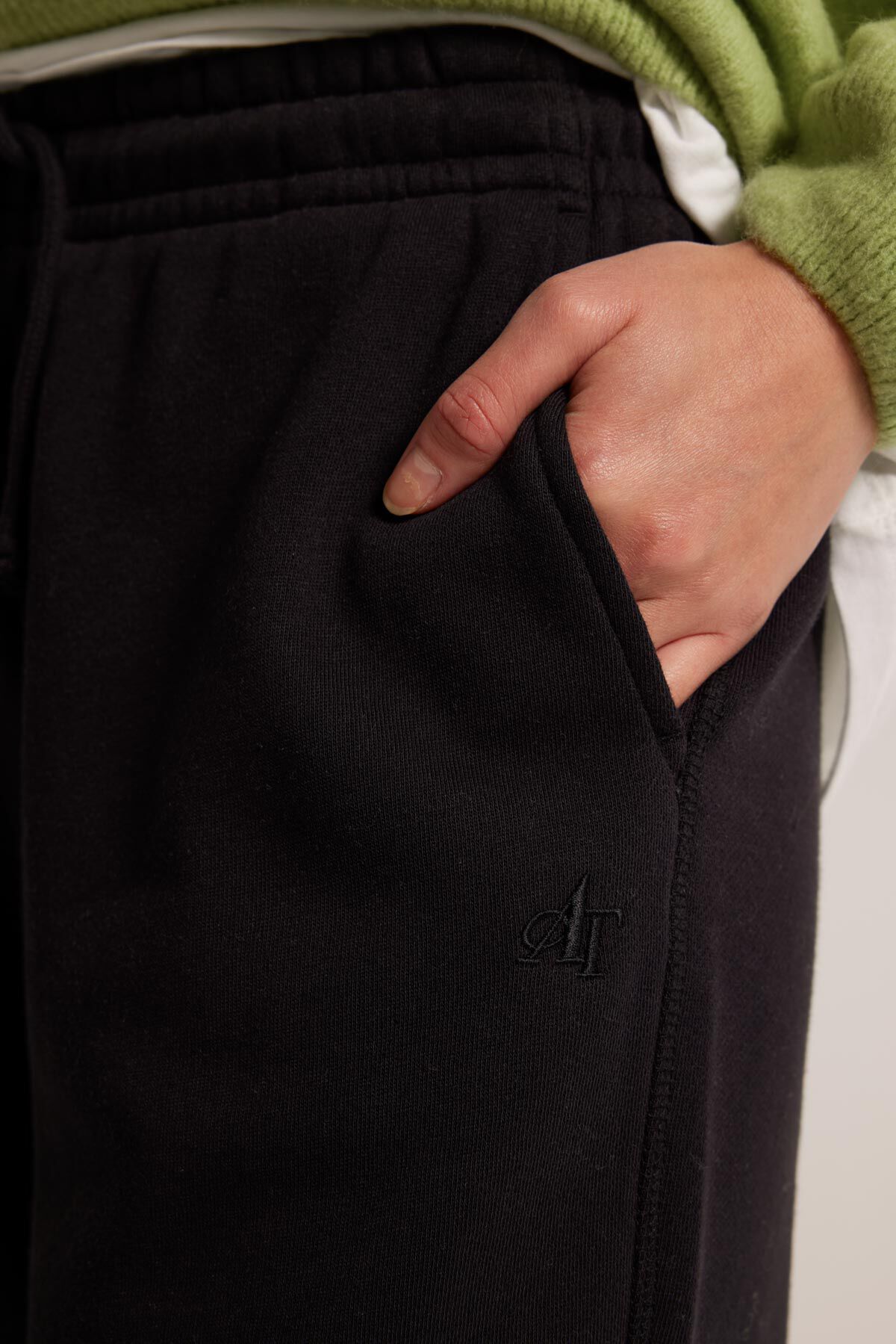 Jogging pants Caro image number 3