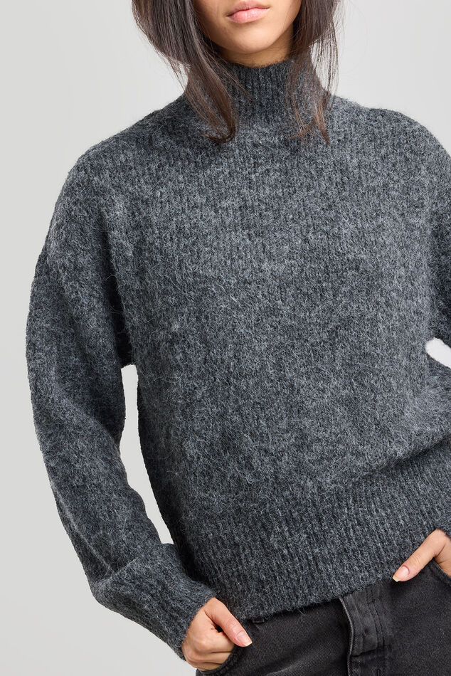 Turtleneck Khloe image number 3