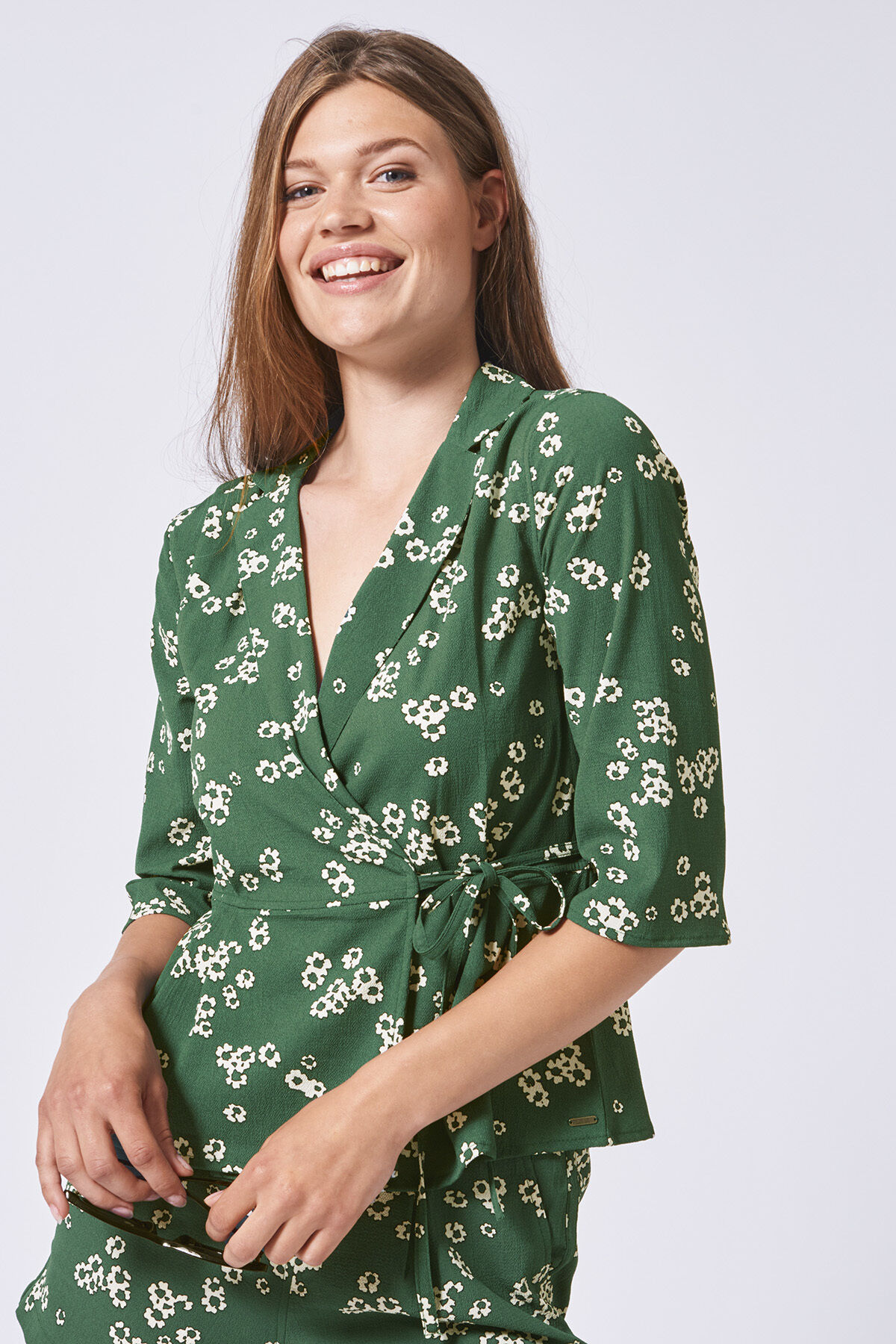 Blouse collar Brette image number 0