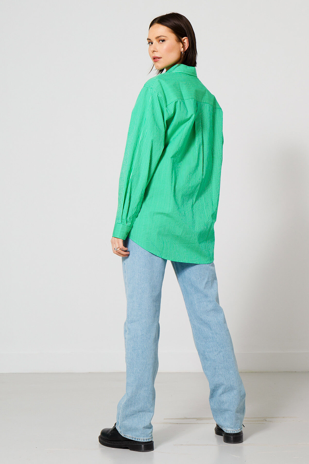 Blouse collar Becky image number 2