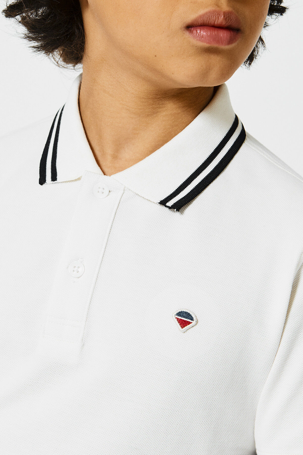 polo Elton Jr image number 3