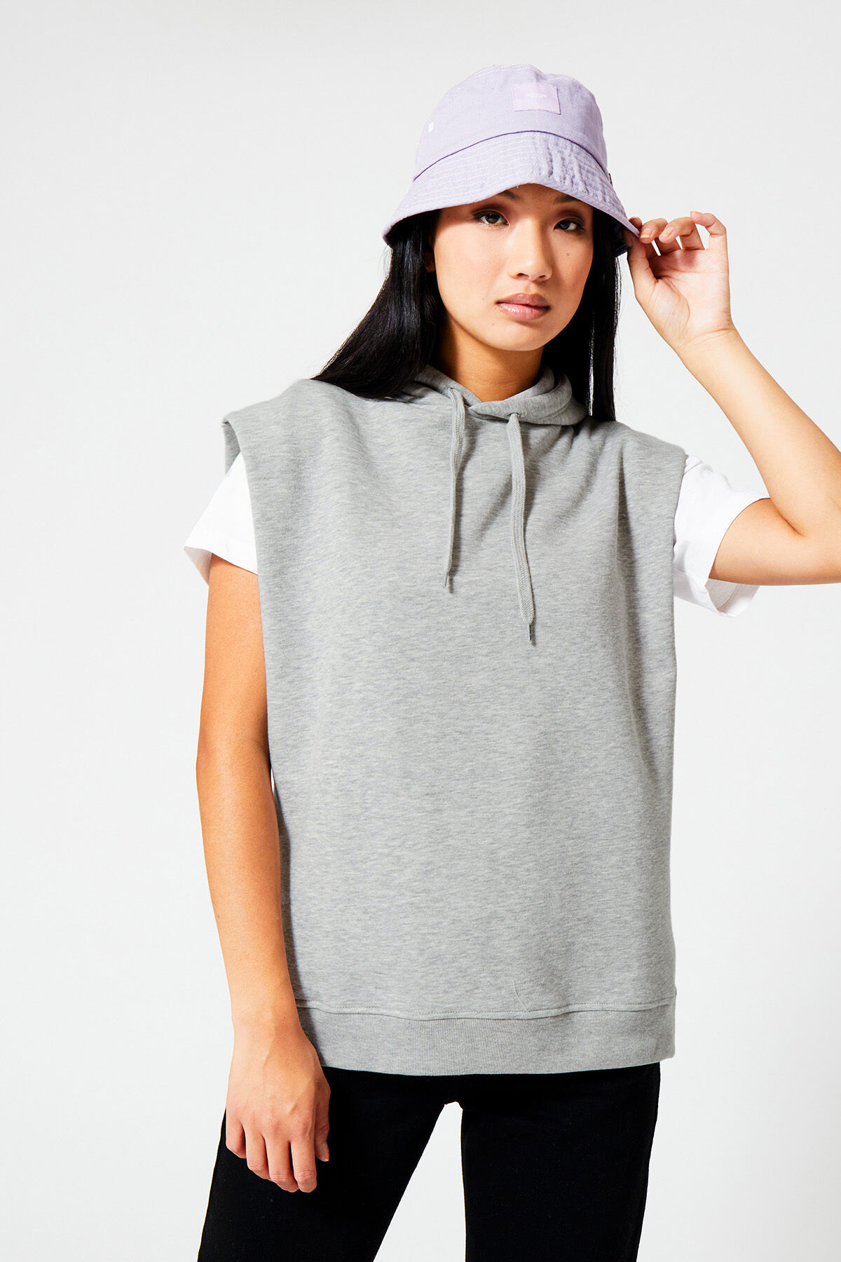 Sweater Susan image number 1