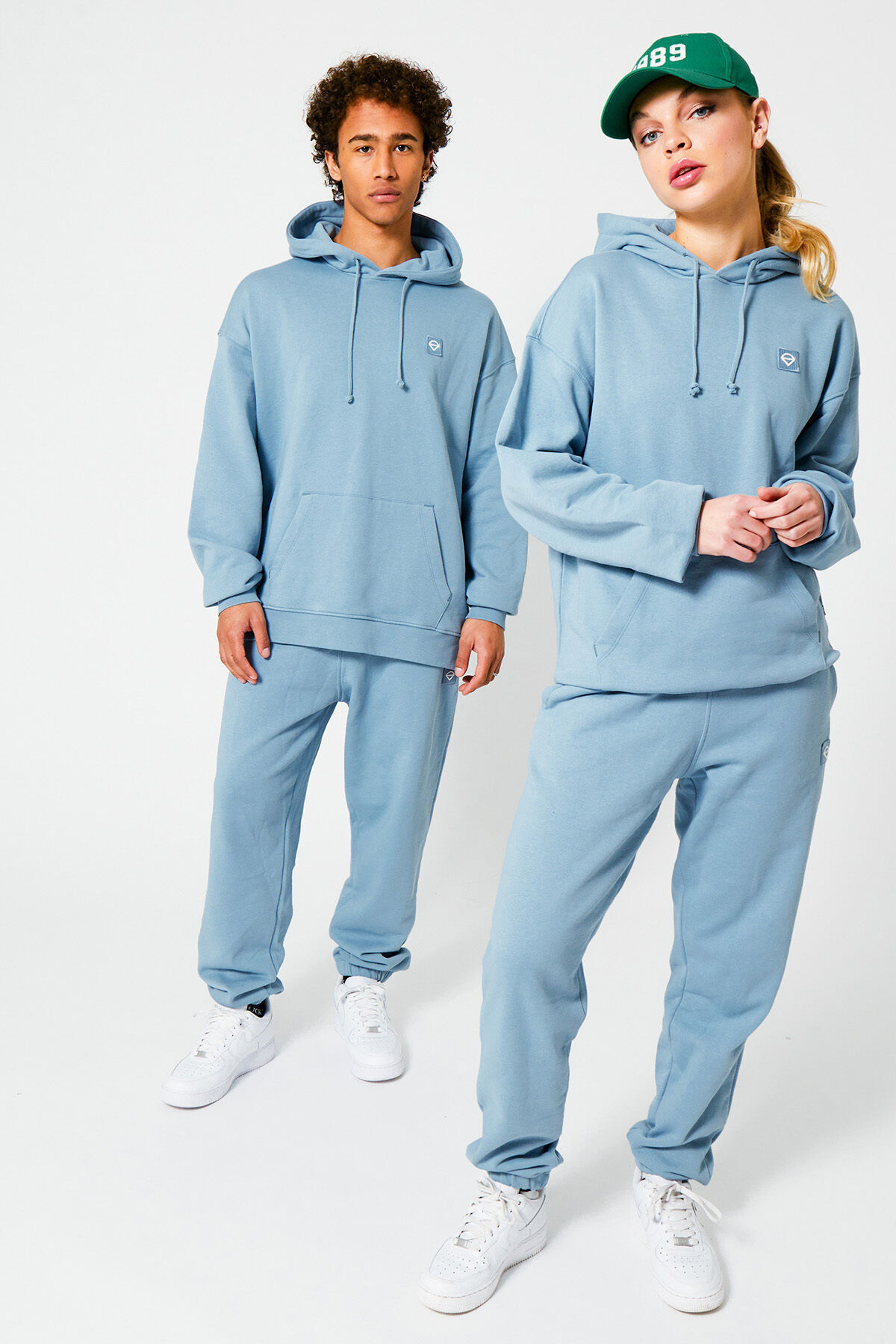 Crest image number 3