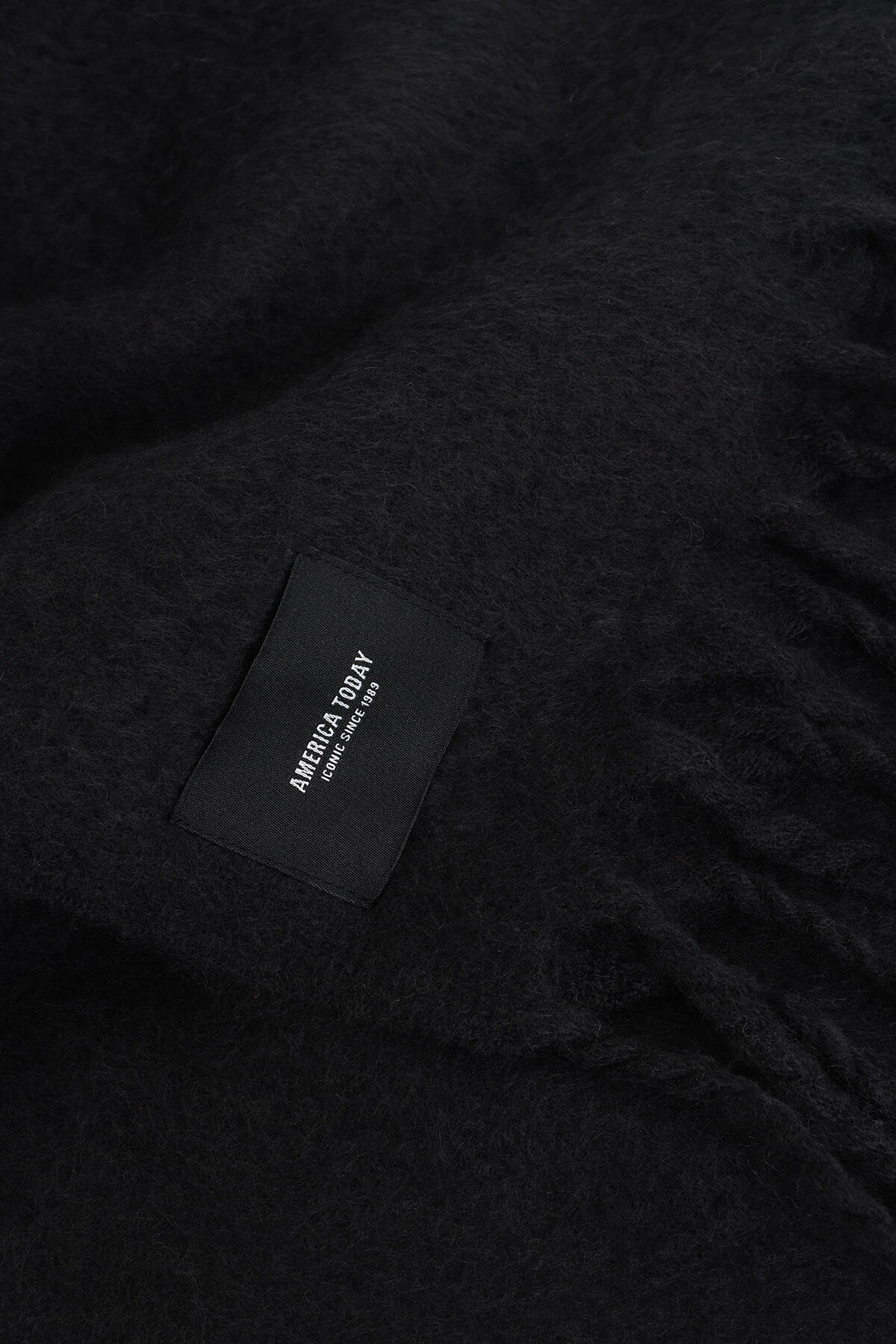 Schal april image number 4