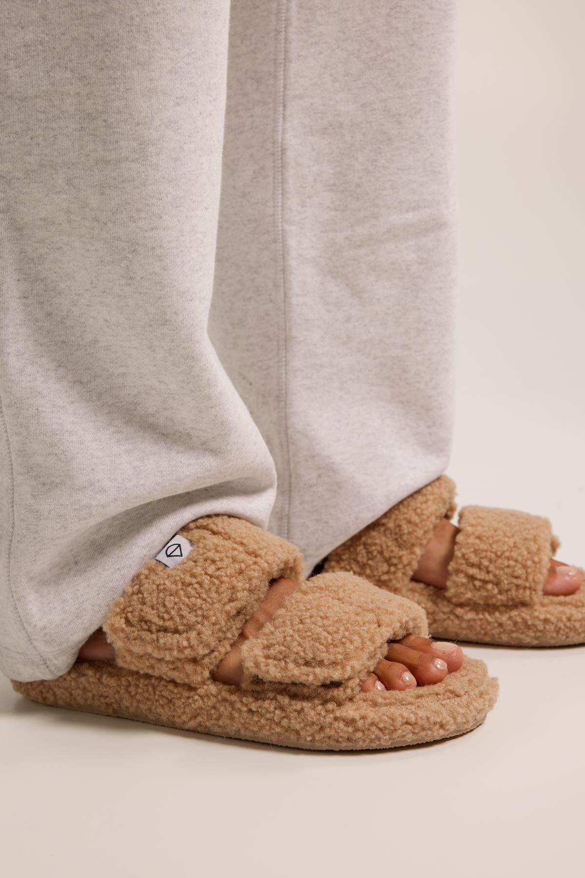Chaussons en maille Alisa teddy image number 0