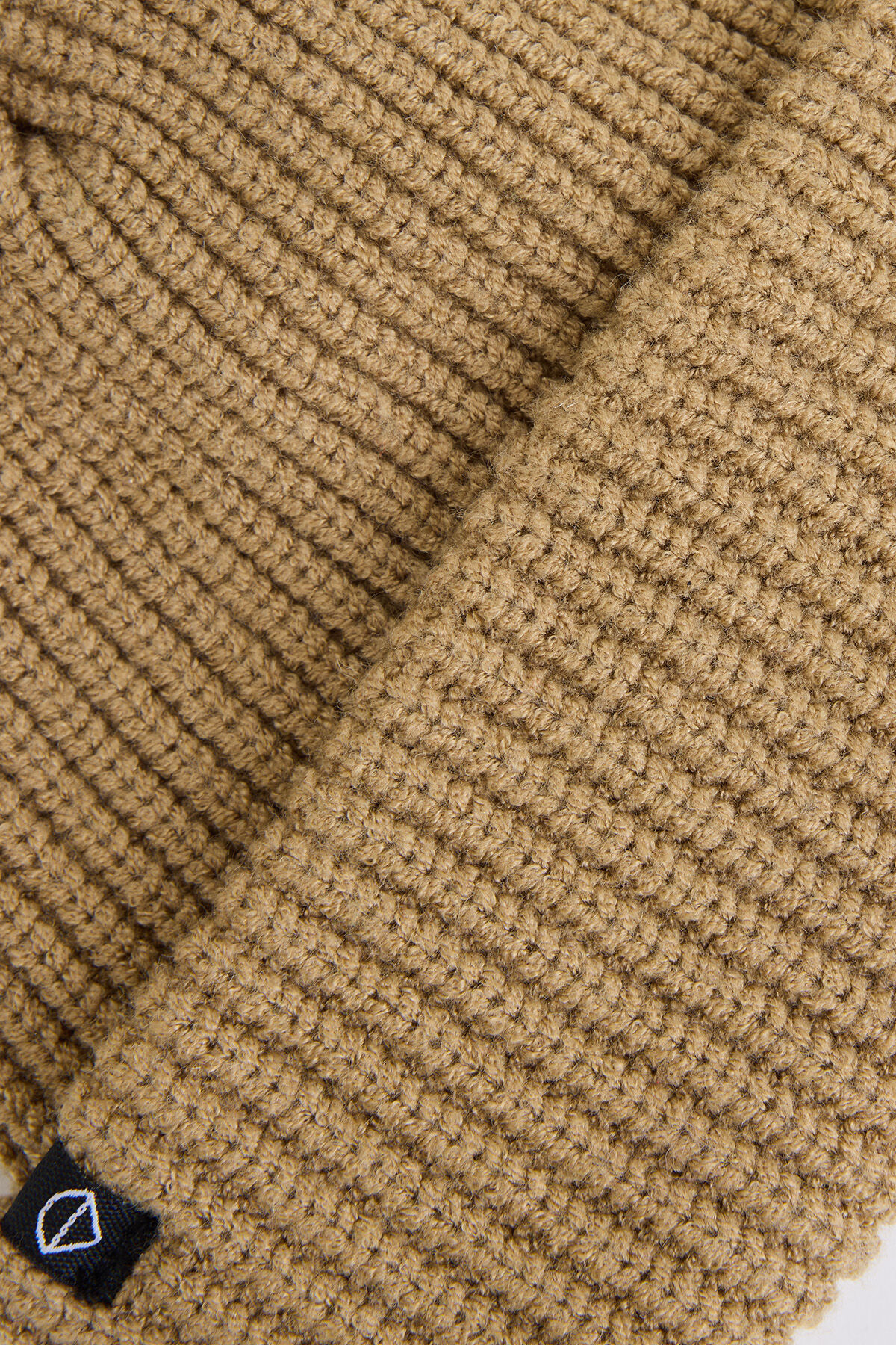 Bonnet Andy image number 2