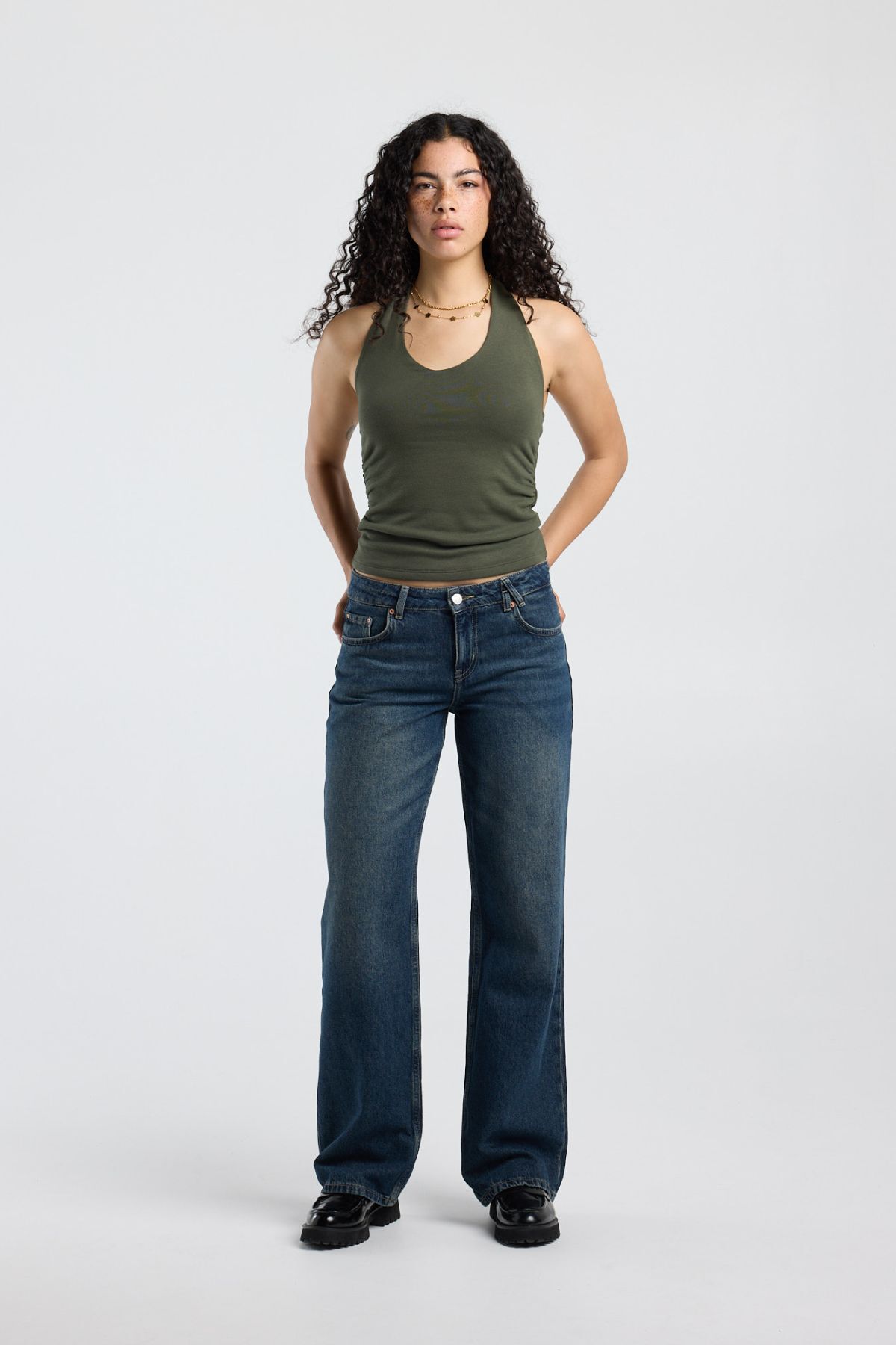 Genevieve image number 1