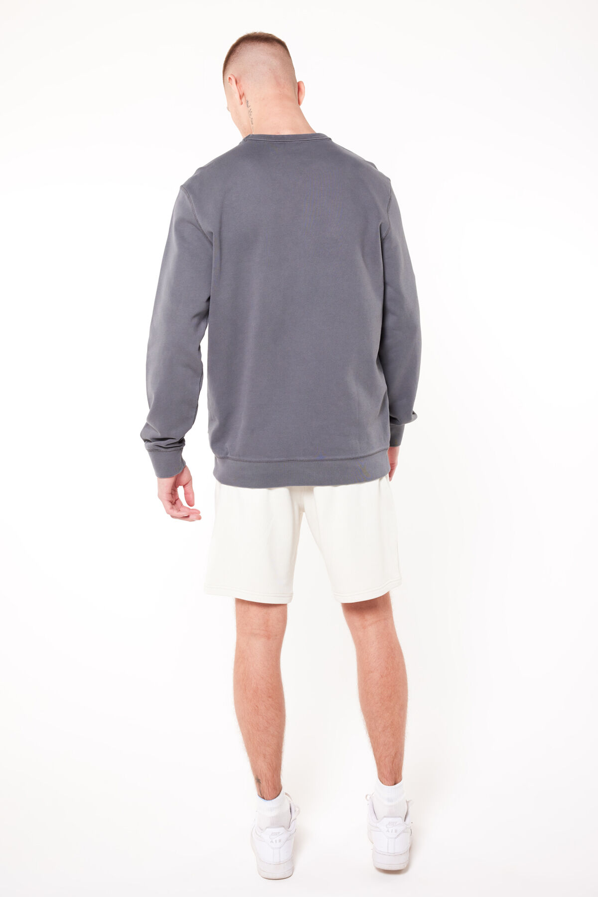 Short Sevan image number 2