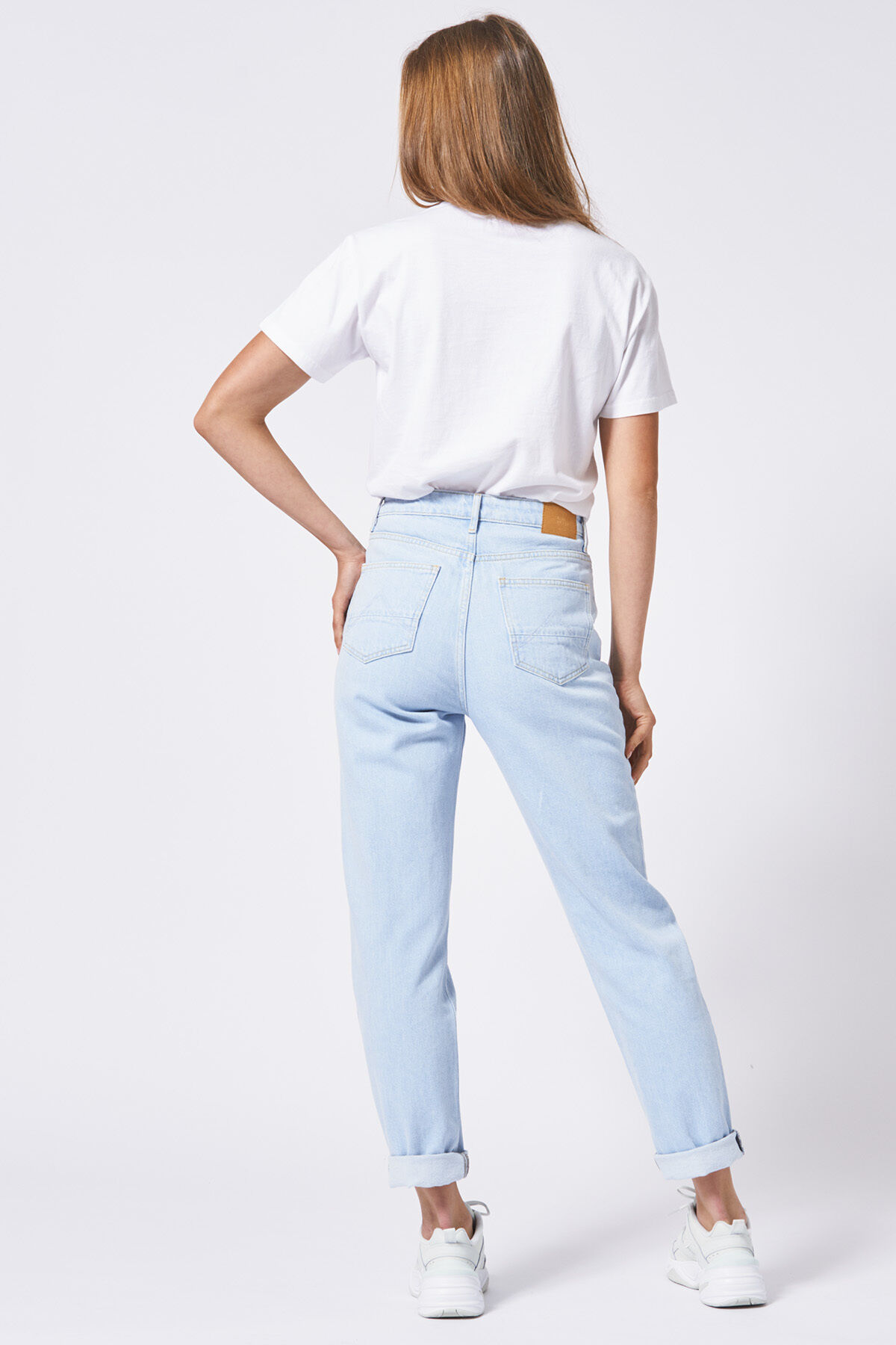 Jadan B image number 2