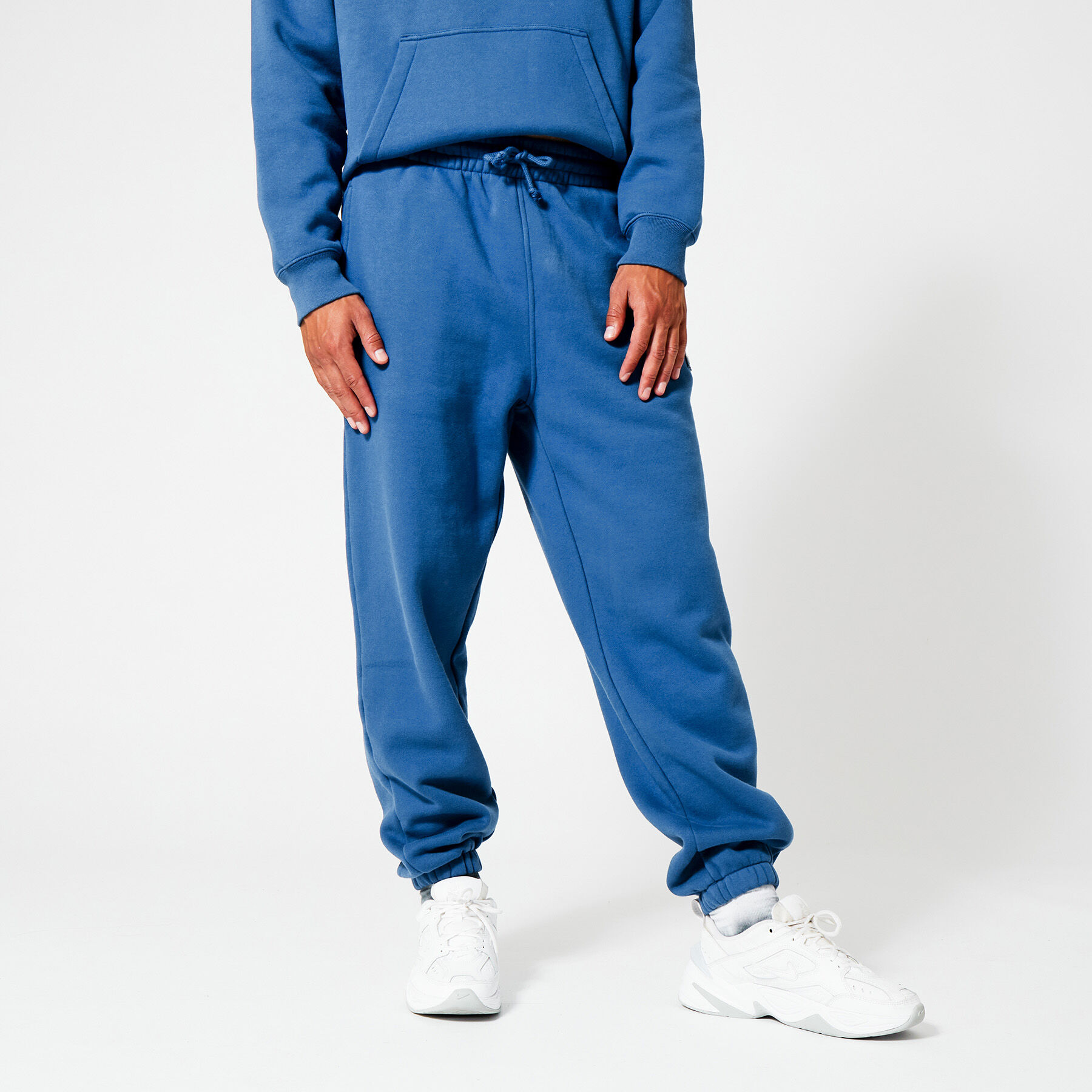 Crest image number 6