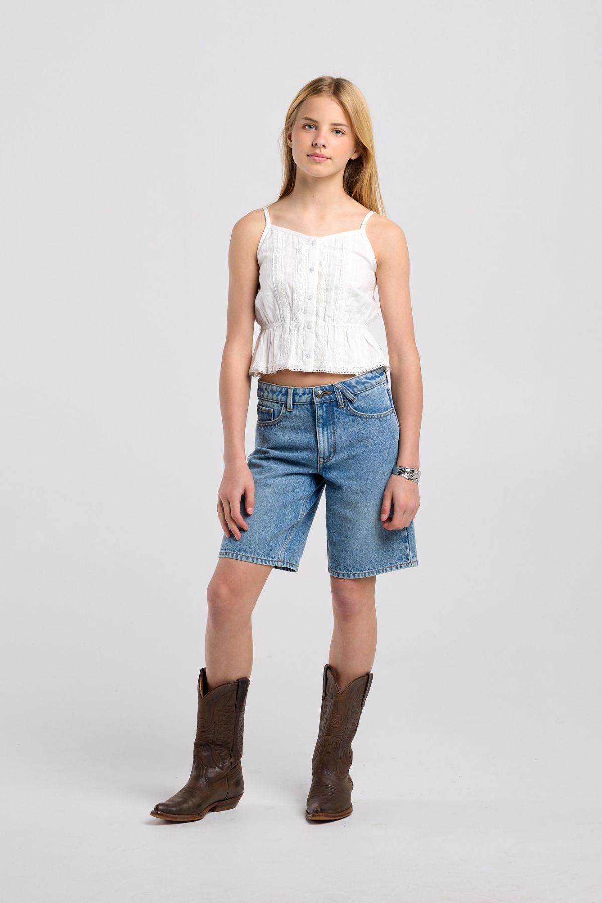 Ida Jr image number 1