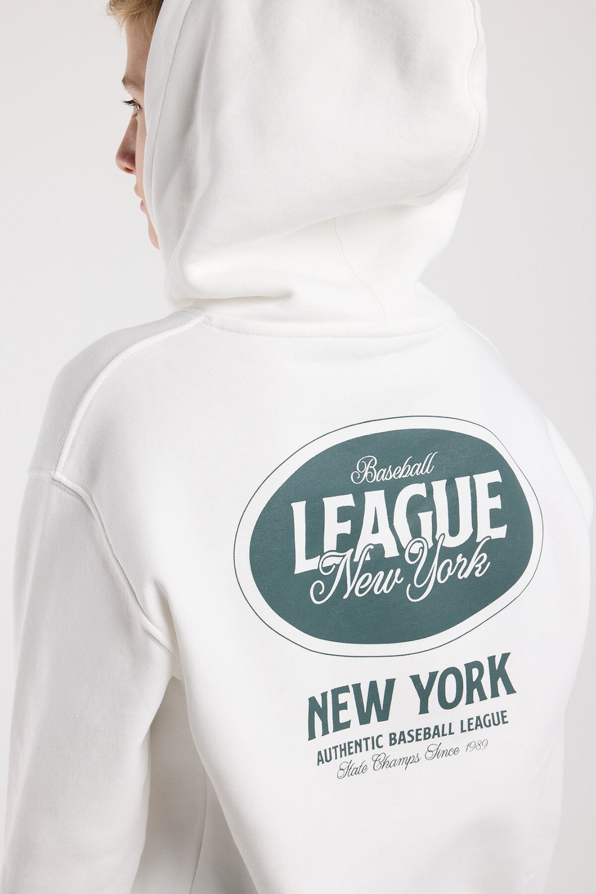 Seb hood jr image number 3