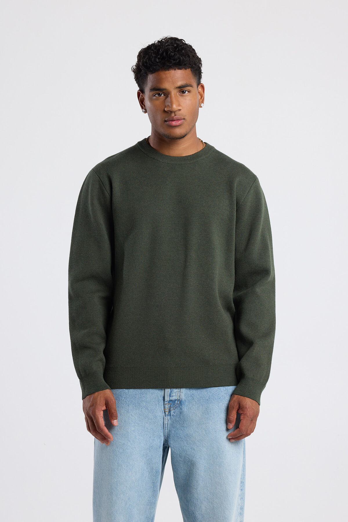 Konrad Crew image number 0