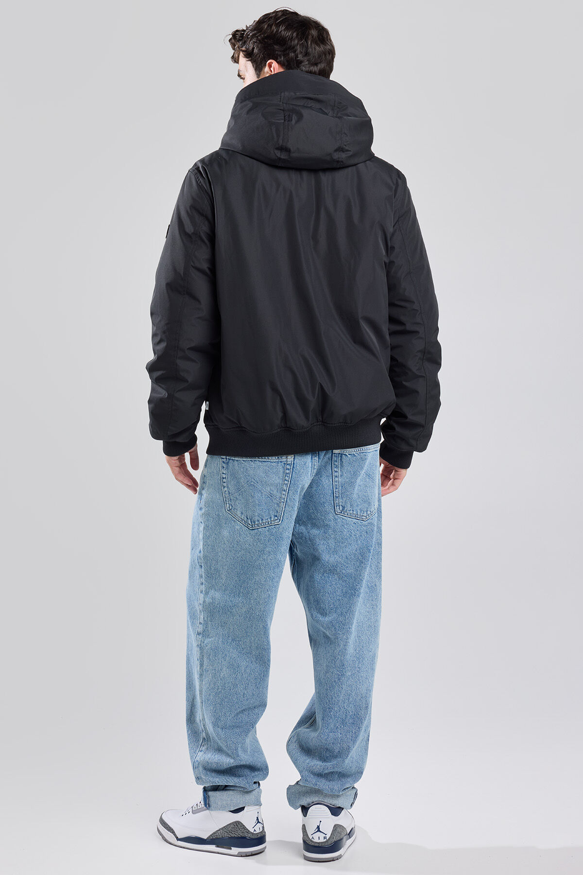 Hooded bomber jacket Justin image number 2