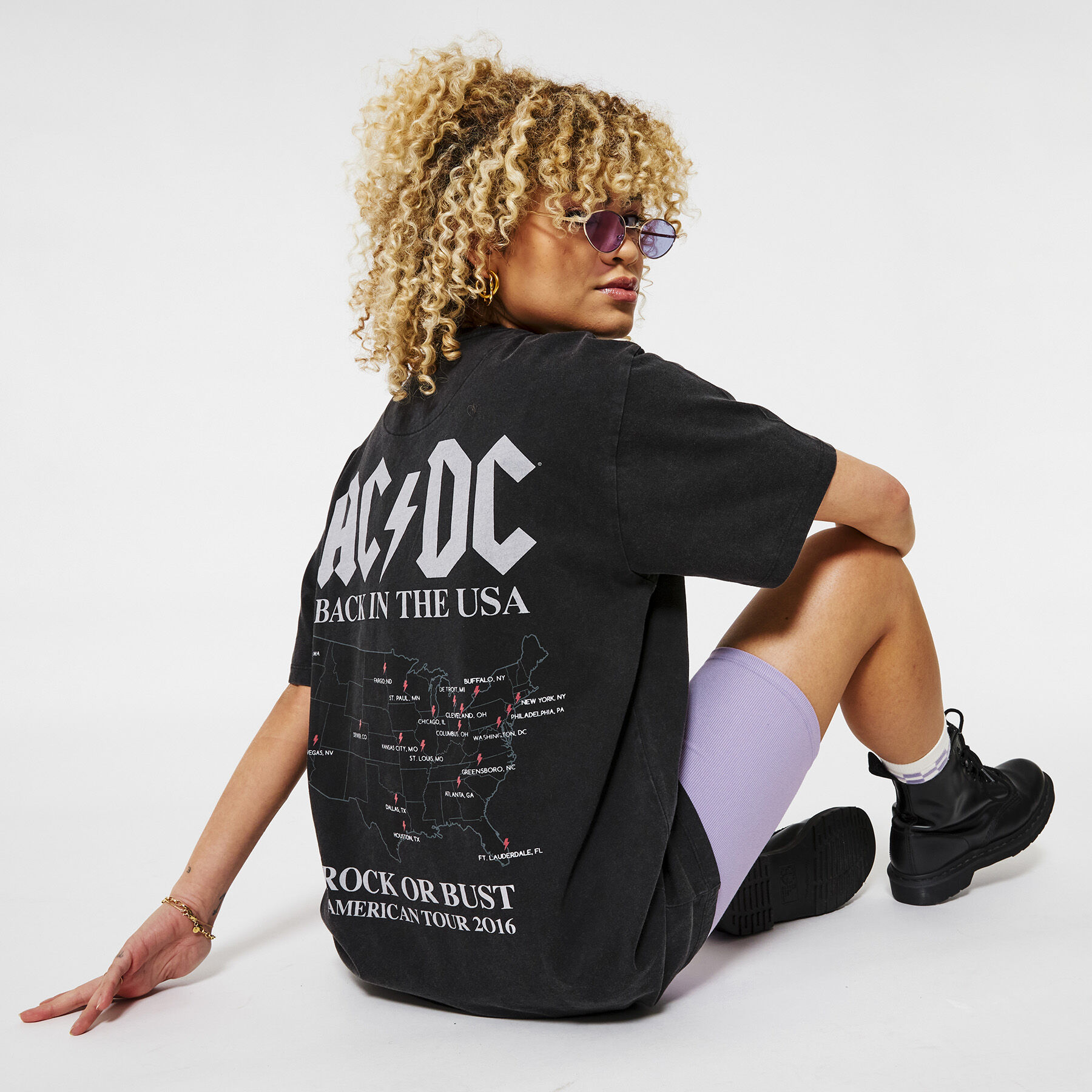 Dames T shirt ACDC print Washed black America Today