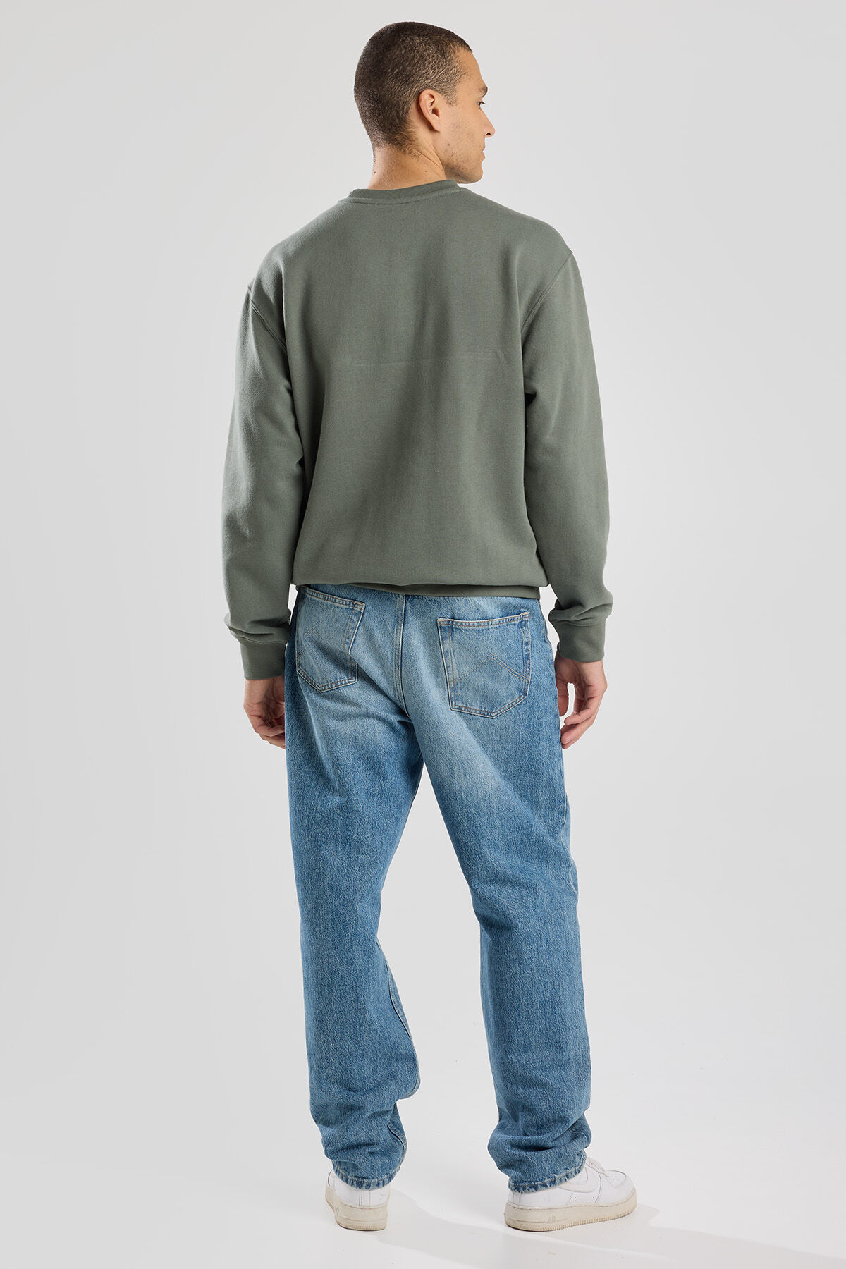 Sweater Smith Crew image number 2