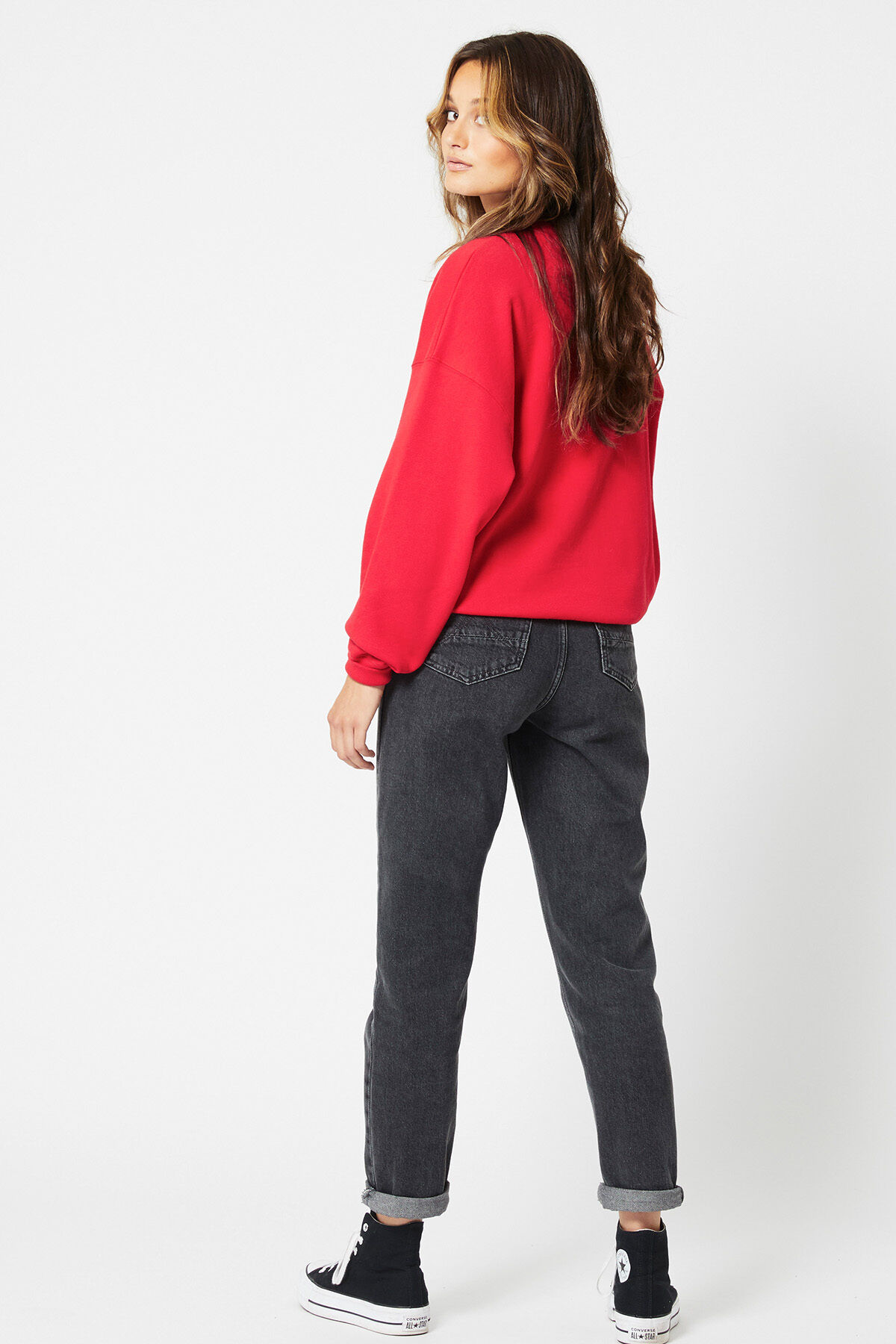 Sweater Sue image number 2