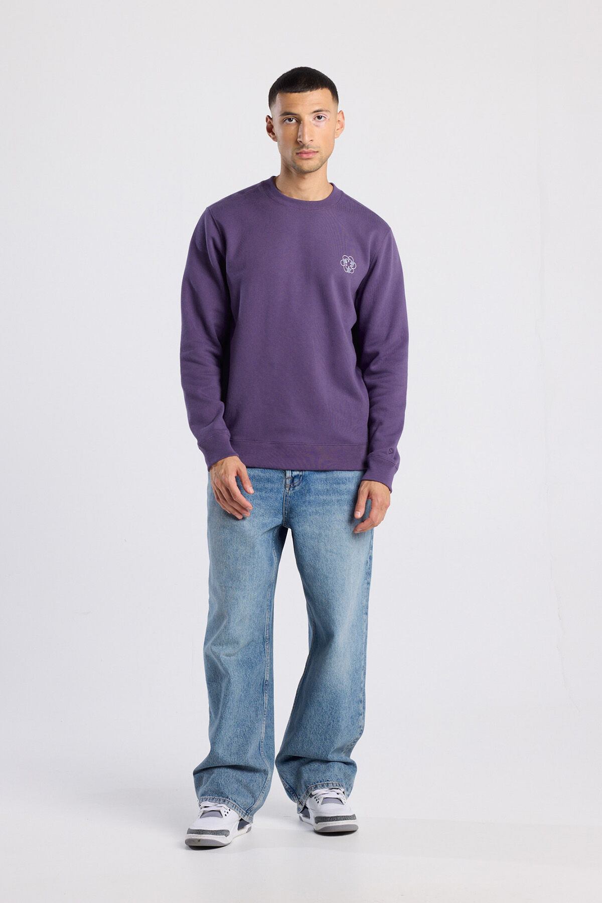 Stephan Crew image number 1