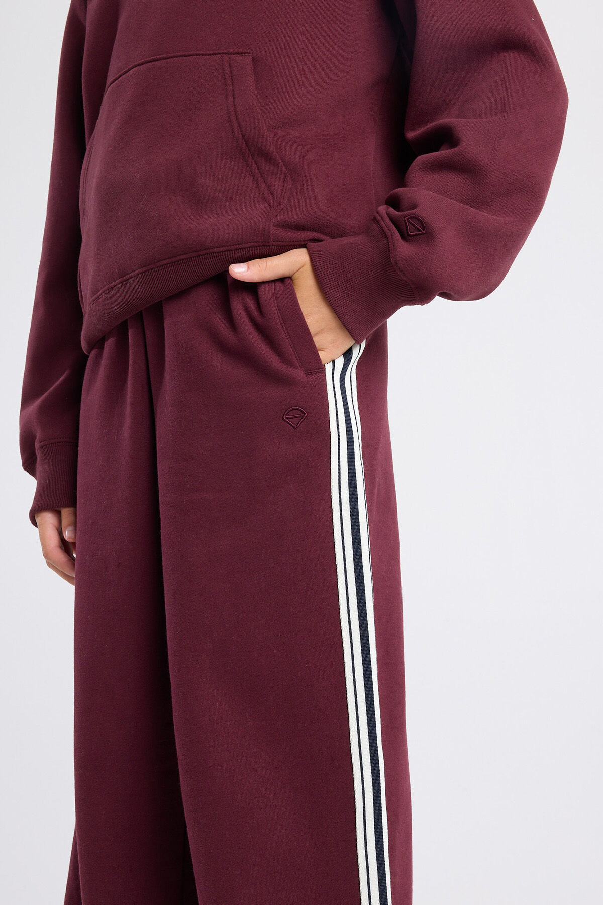 Cassie JR image number 2