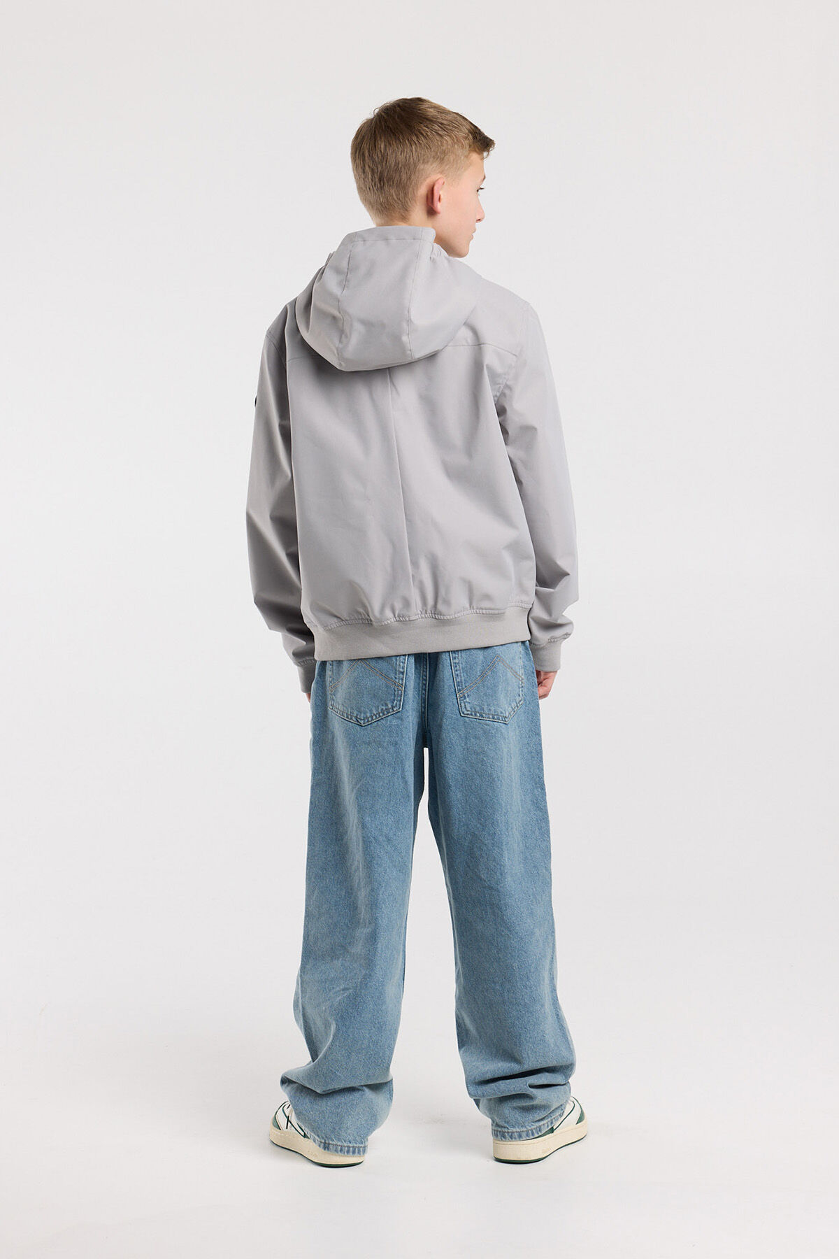 Jarrell JR image number 2