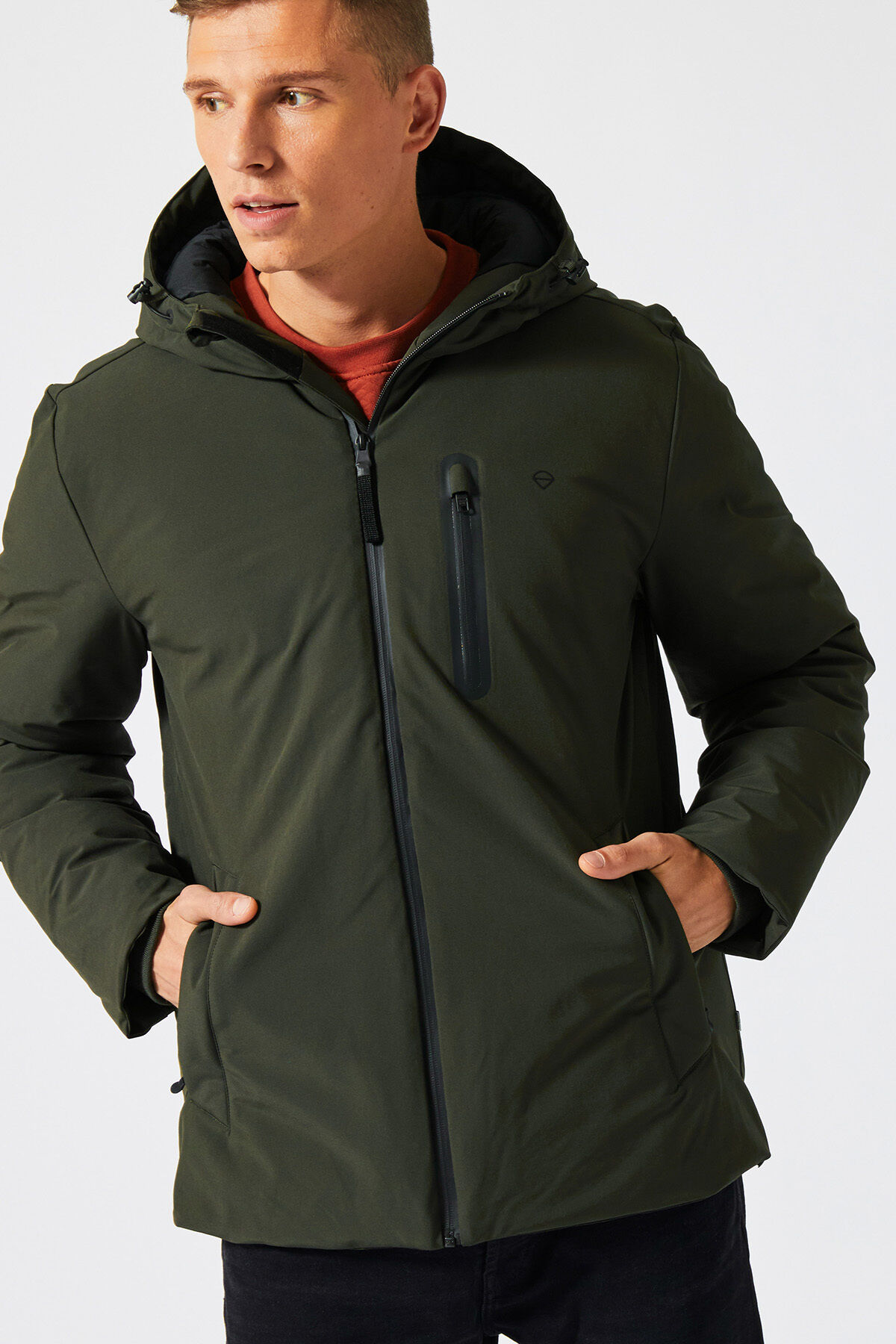 Jas Julian image number 0