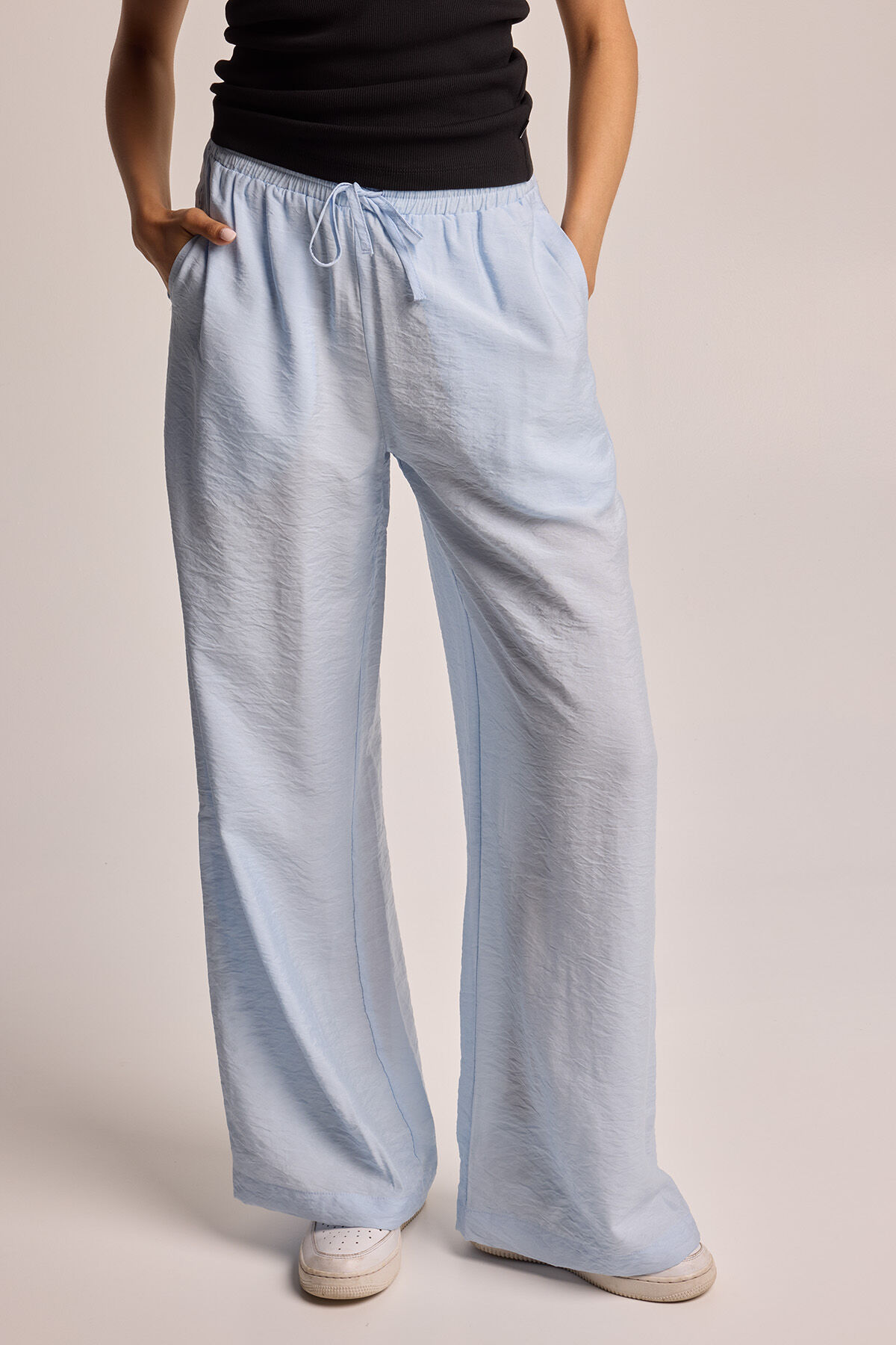 Pants Page image number 0